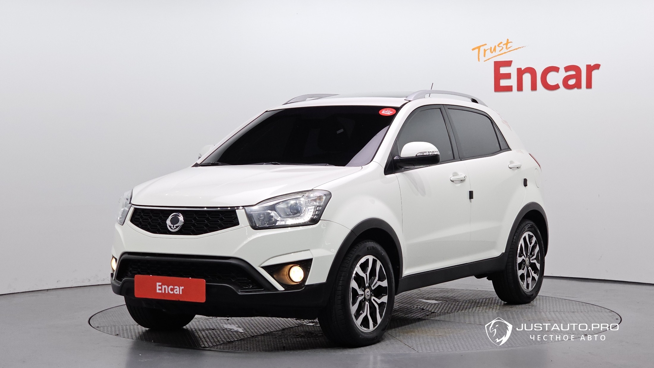 Автомобиль KG_Mobility_Ssangyong KORANDO