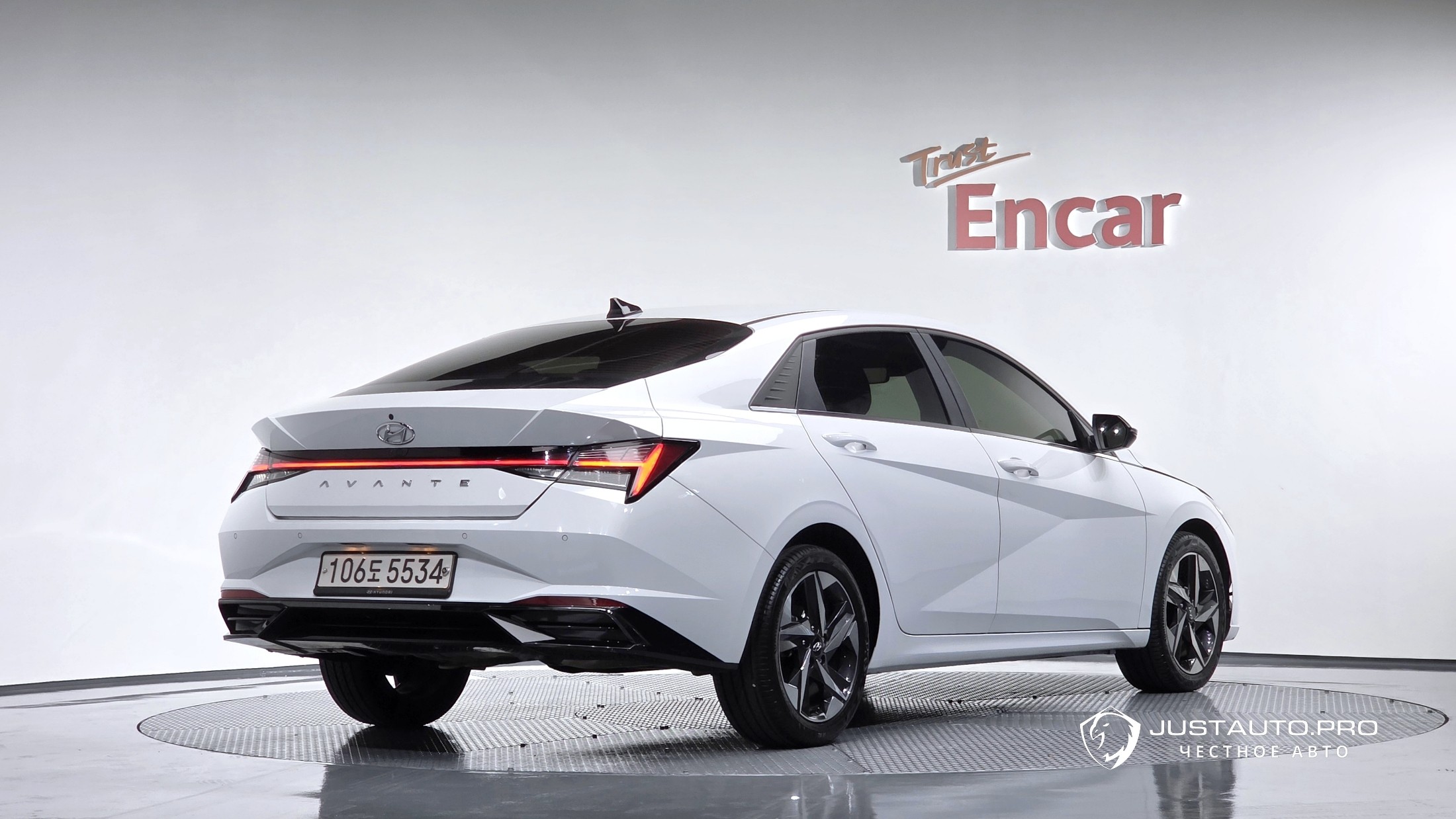 Автомобиль Hyundai AVANTE
