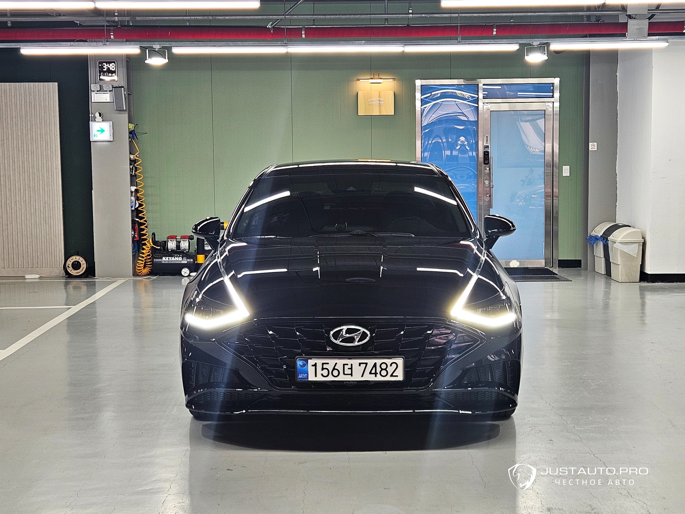 Автомобиль Hyundai Sonata