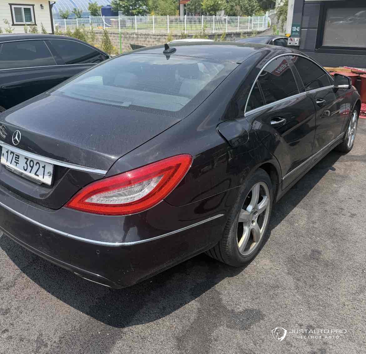 Автомобиль Mercedes-Benz CLS-Class