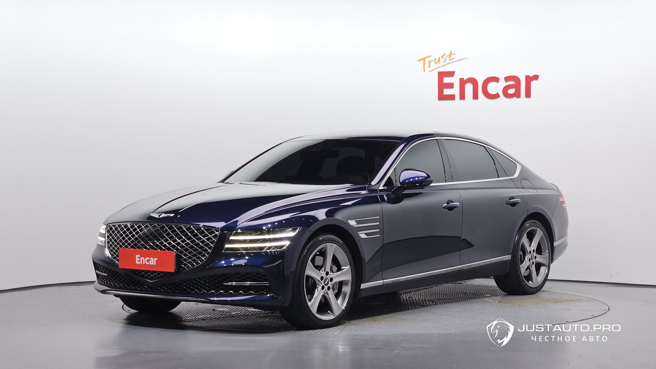 Автомобиль Genesis G80