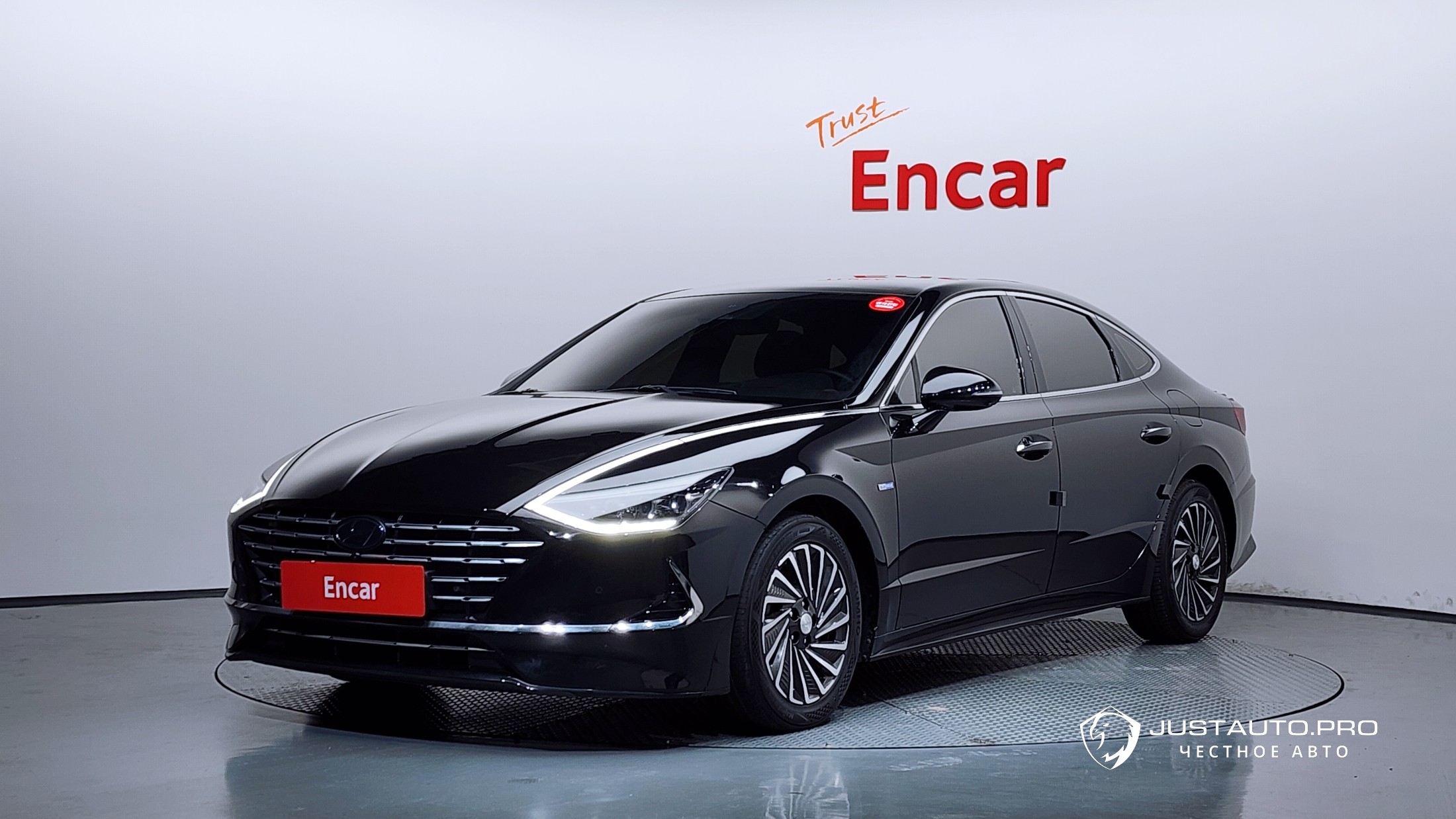 Автомобиль Hyundai Sonata