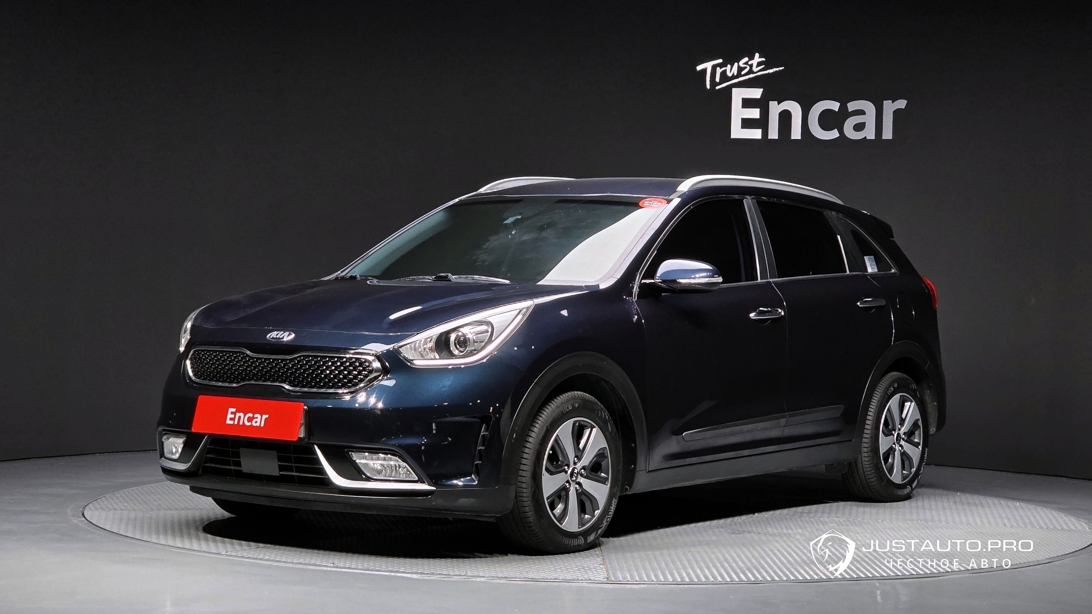 Автомобиль Kia Niro