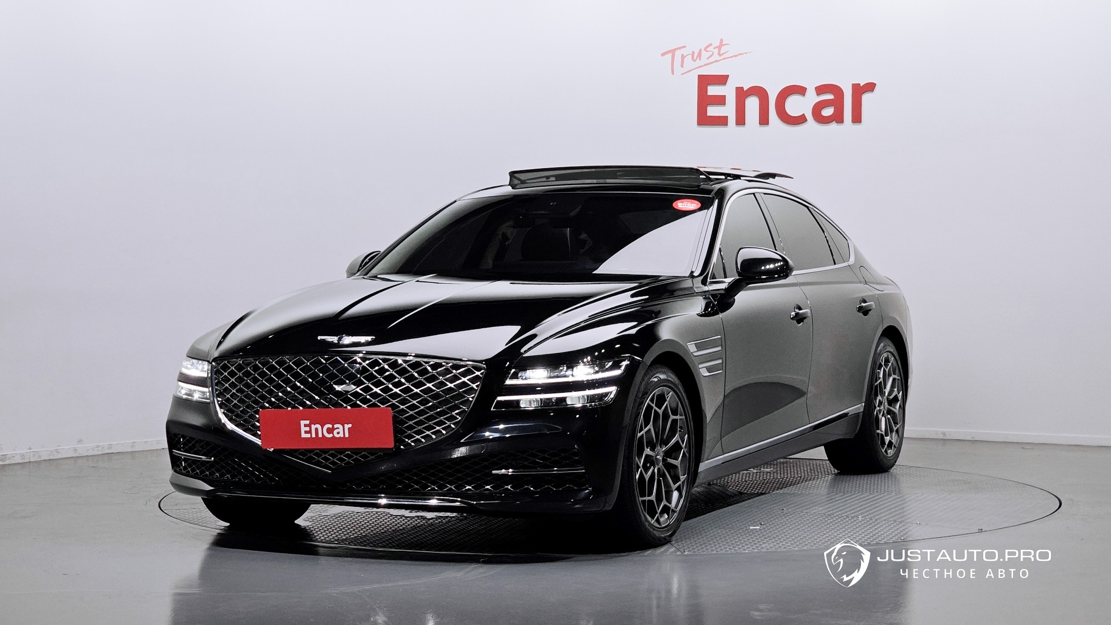 Автомобиль Genesis G80