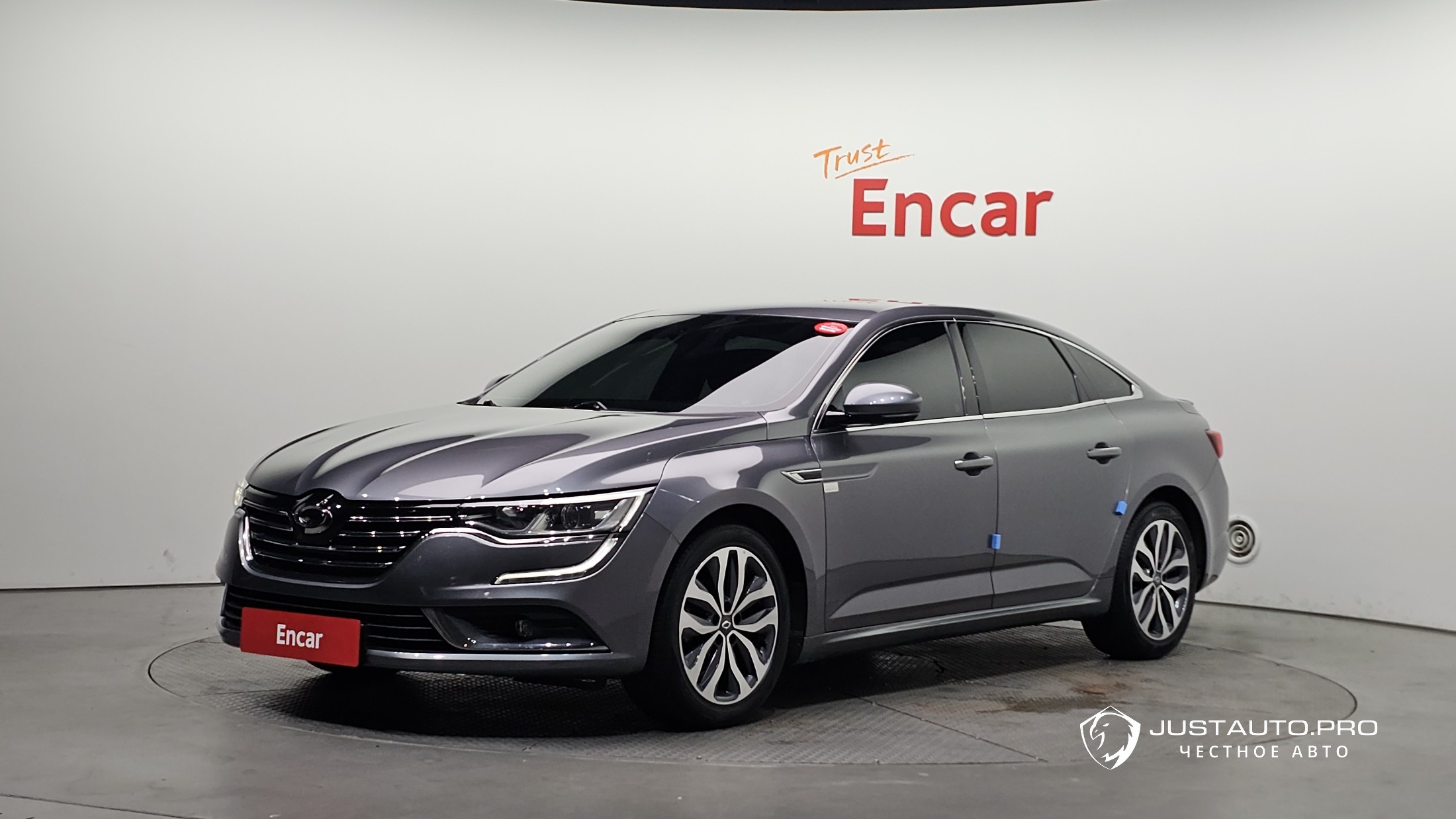 Автомобиль Renault-KoreaSamsung SM6