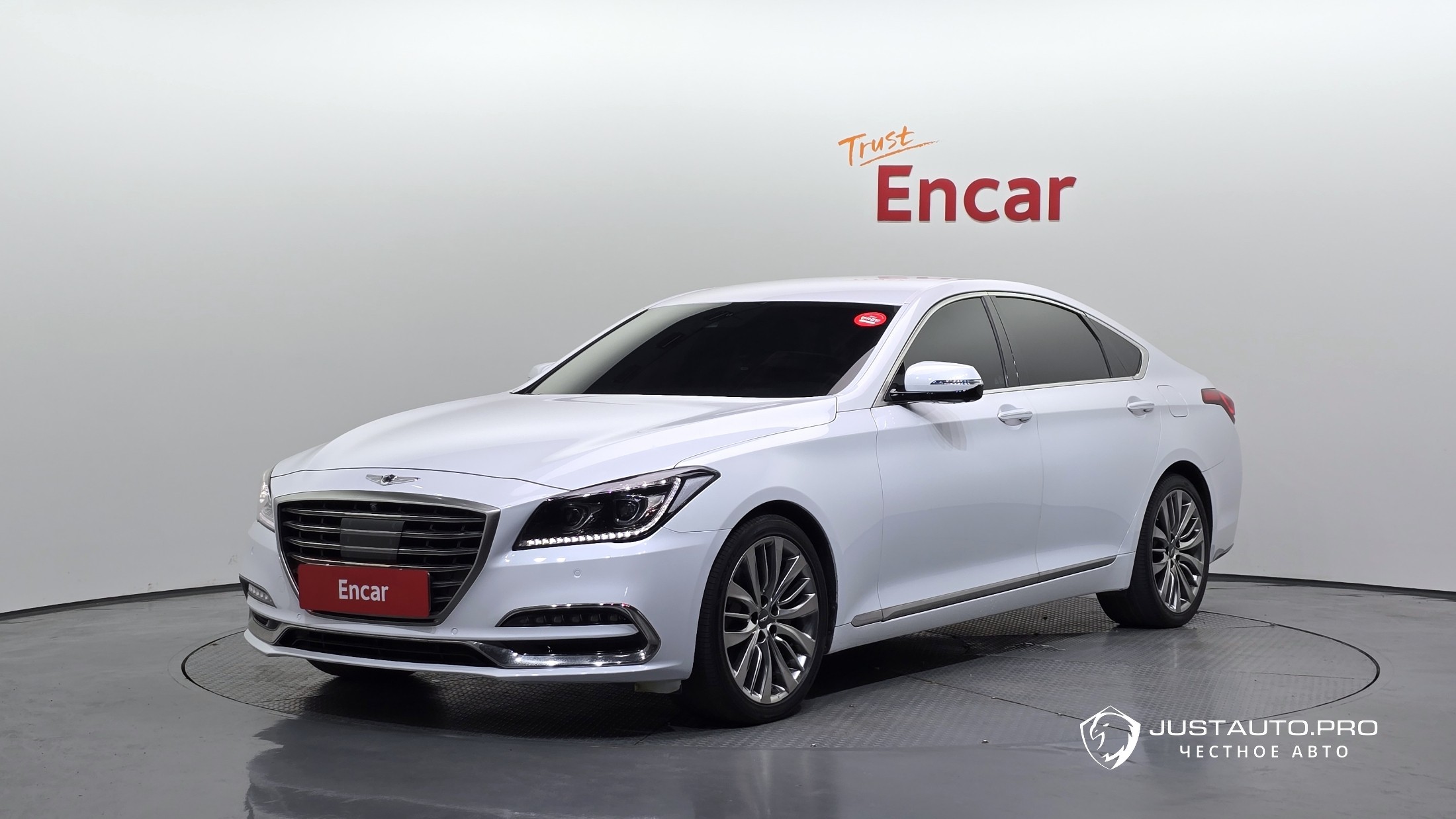 Автомобиль Genesis G80
