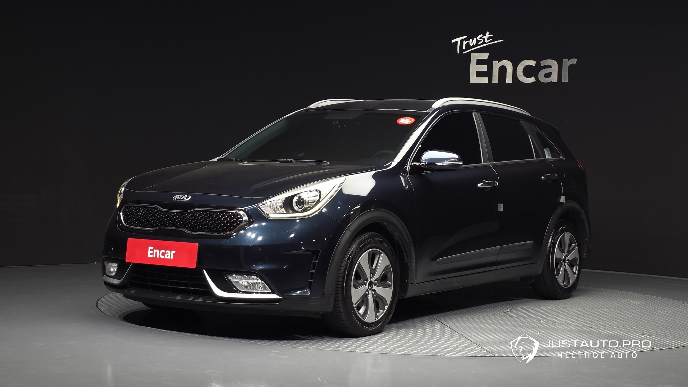 Автомобиль Kia Niro