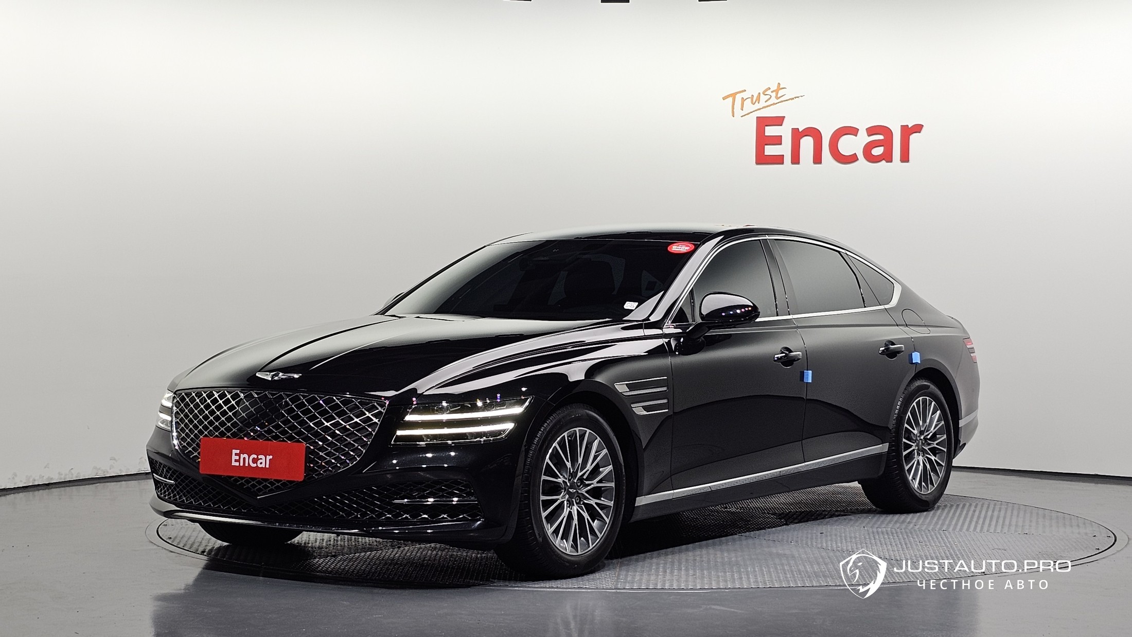Автомобиль Genesis G80