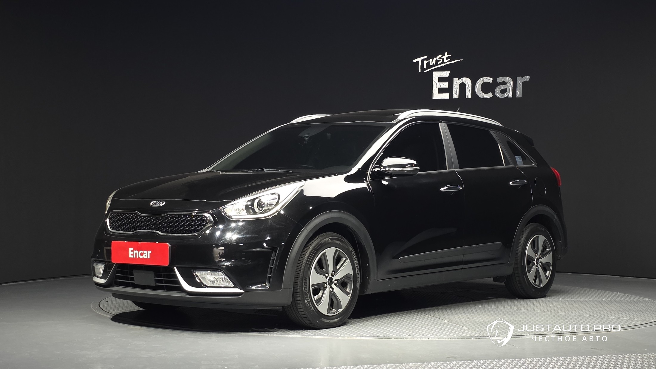 Автомобиль Kia Niro