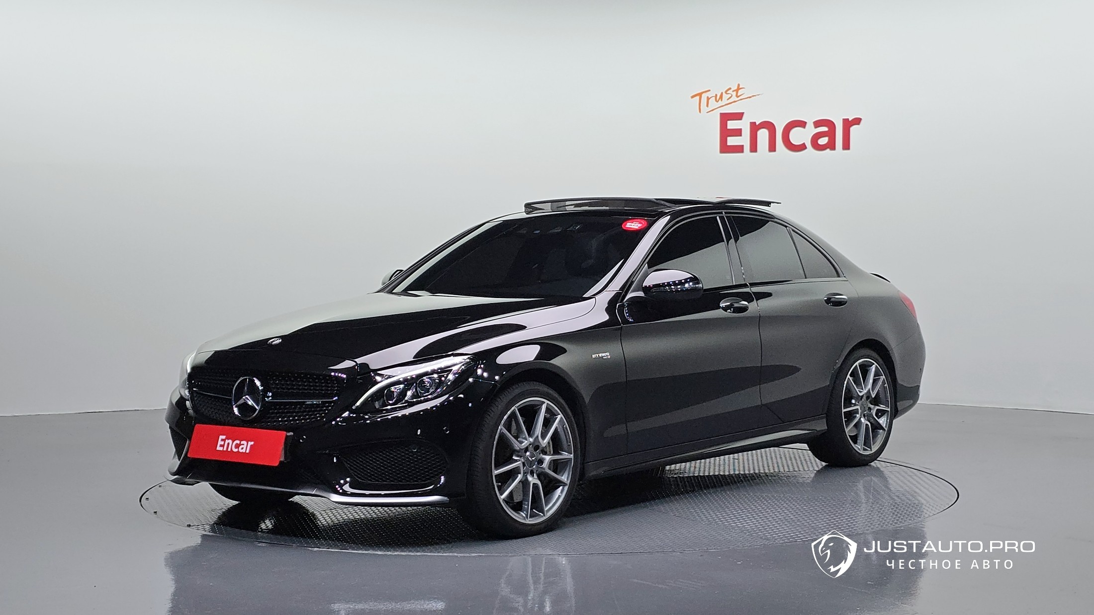 Автомобиль Mercedes-Benz C-Class