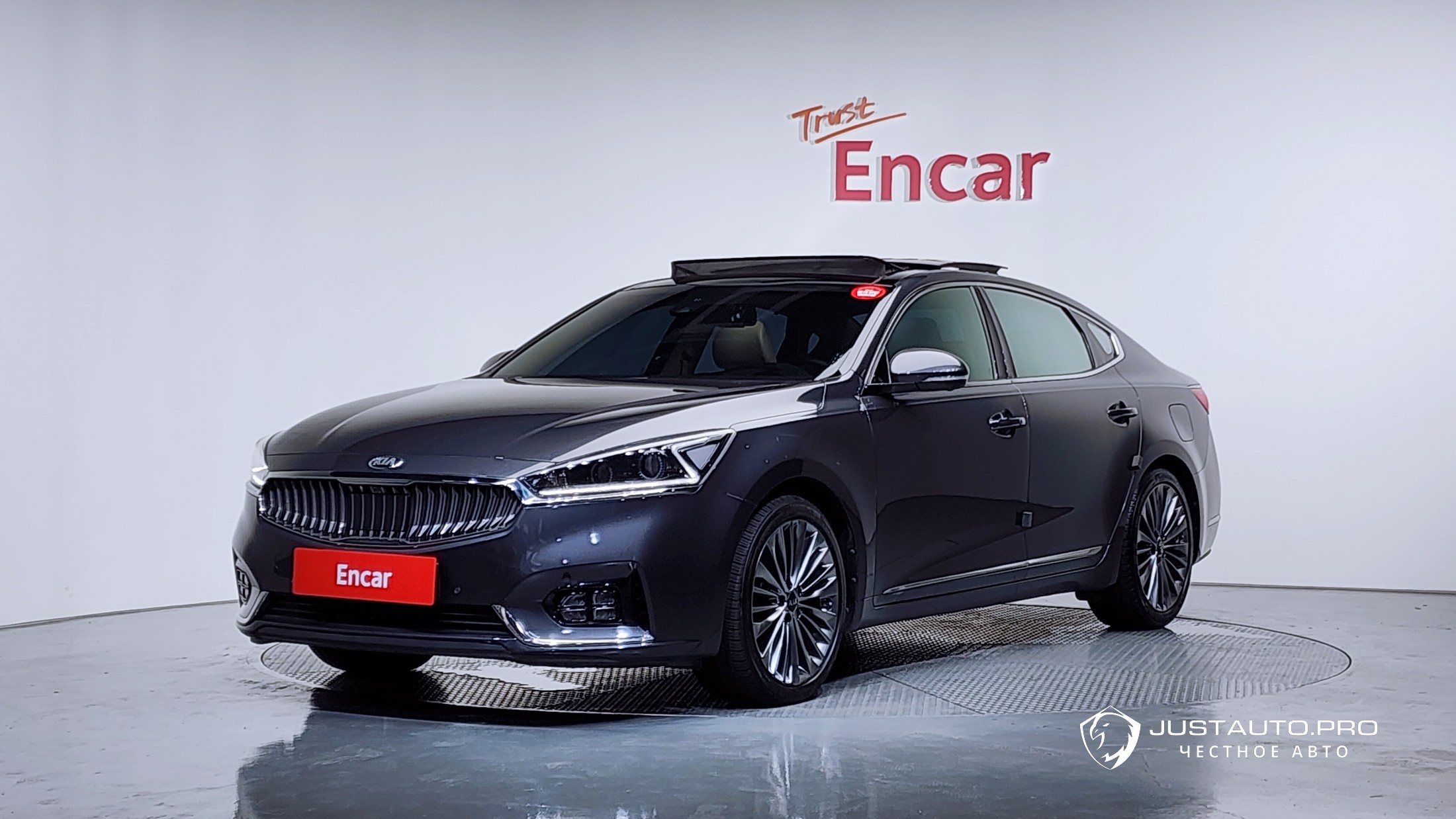 Автомобиль Kia K7