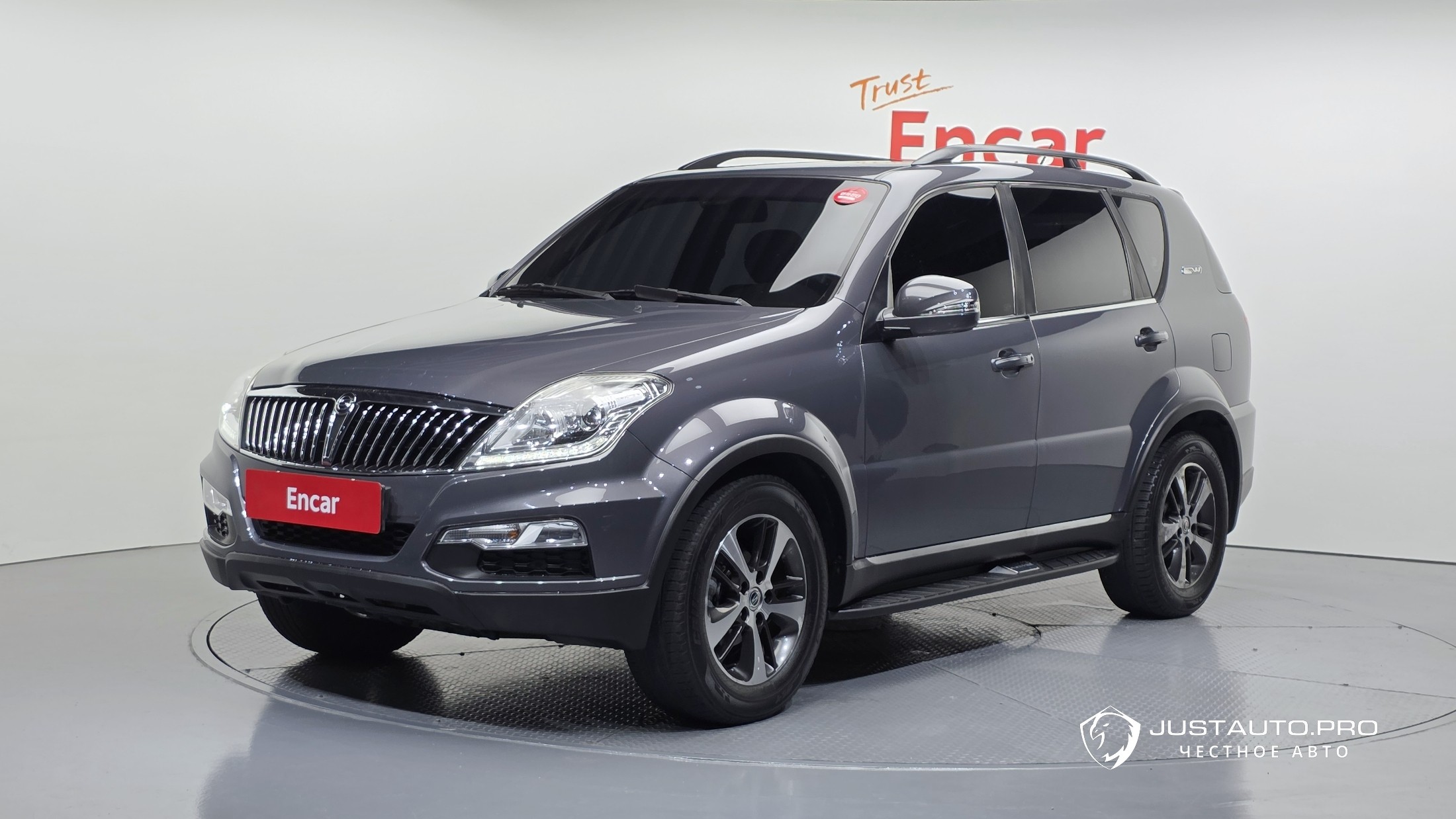 Автомобиль KG_Mobility_Ssangyong Rexton