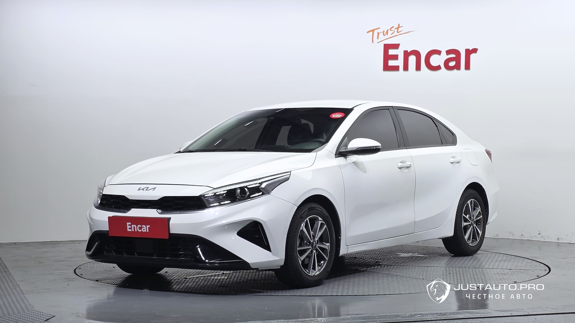 Автомобиль Kia K3