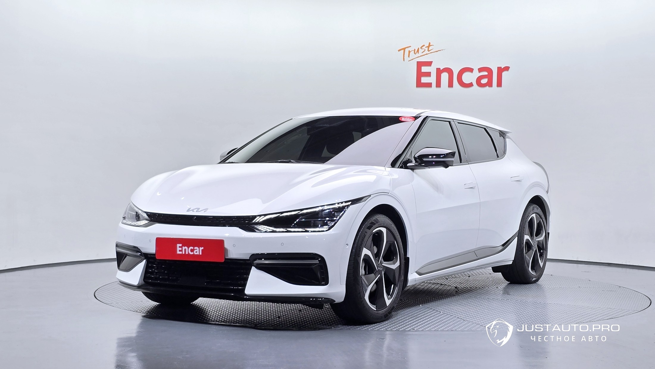 Автомобиль Kia EV6
