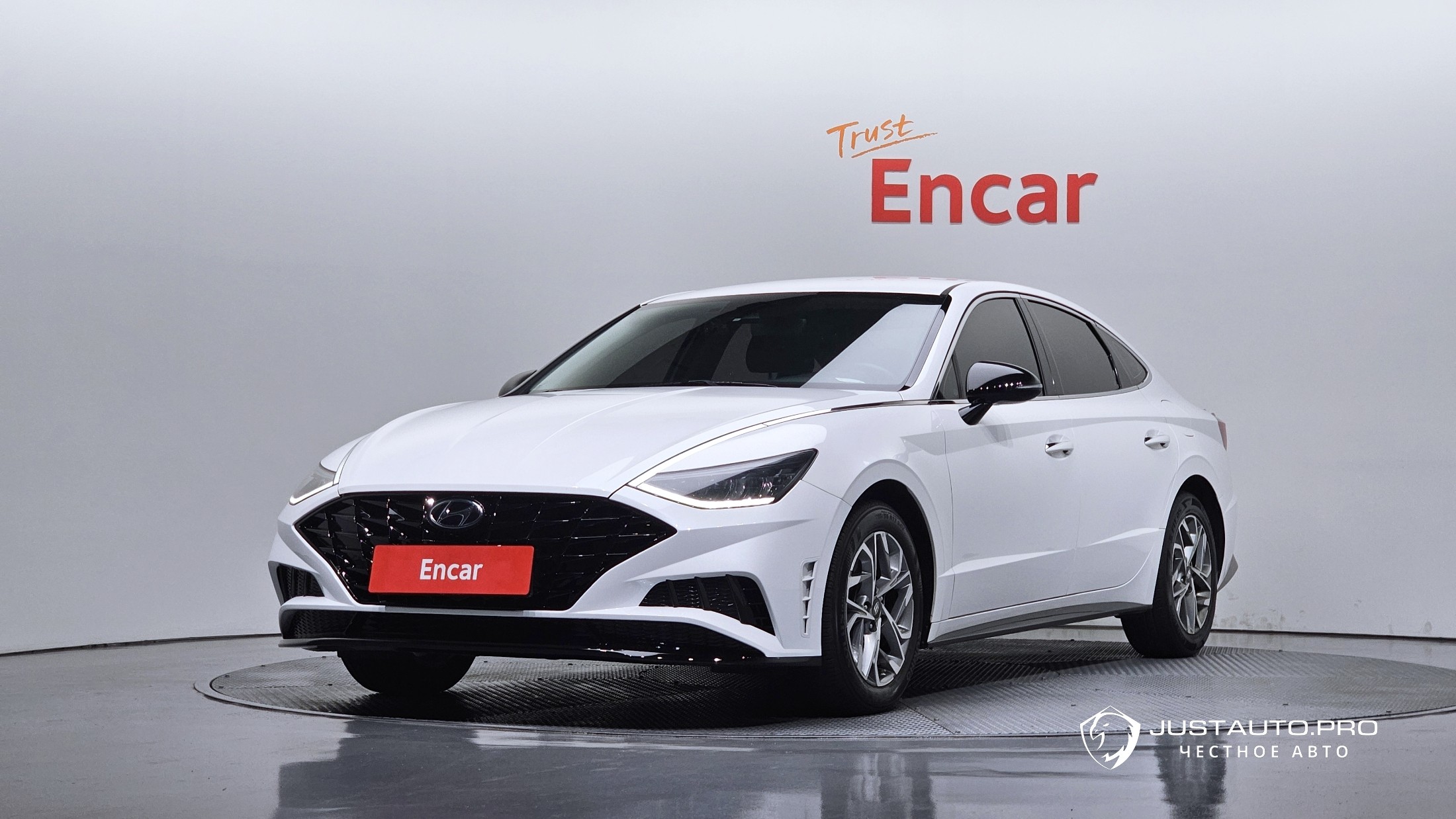Автомобиль Hyundai Sonata