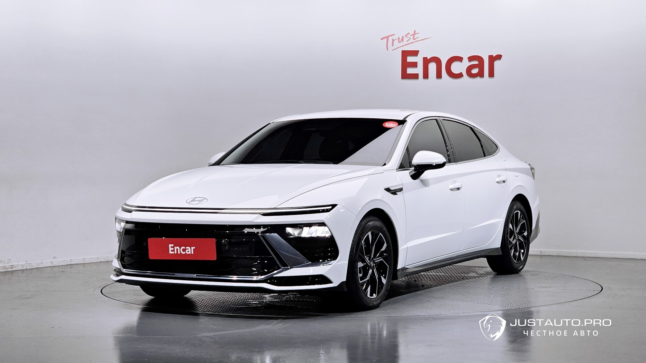 Автомобиль Hyundai Sonata