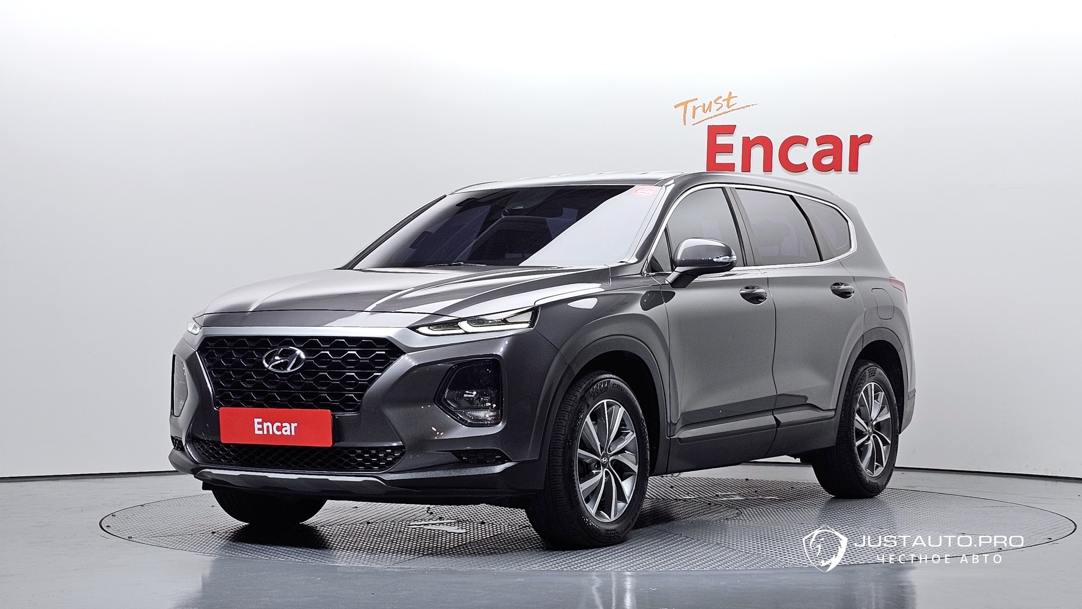 Автомобиль Hyundai Santafe