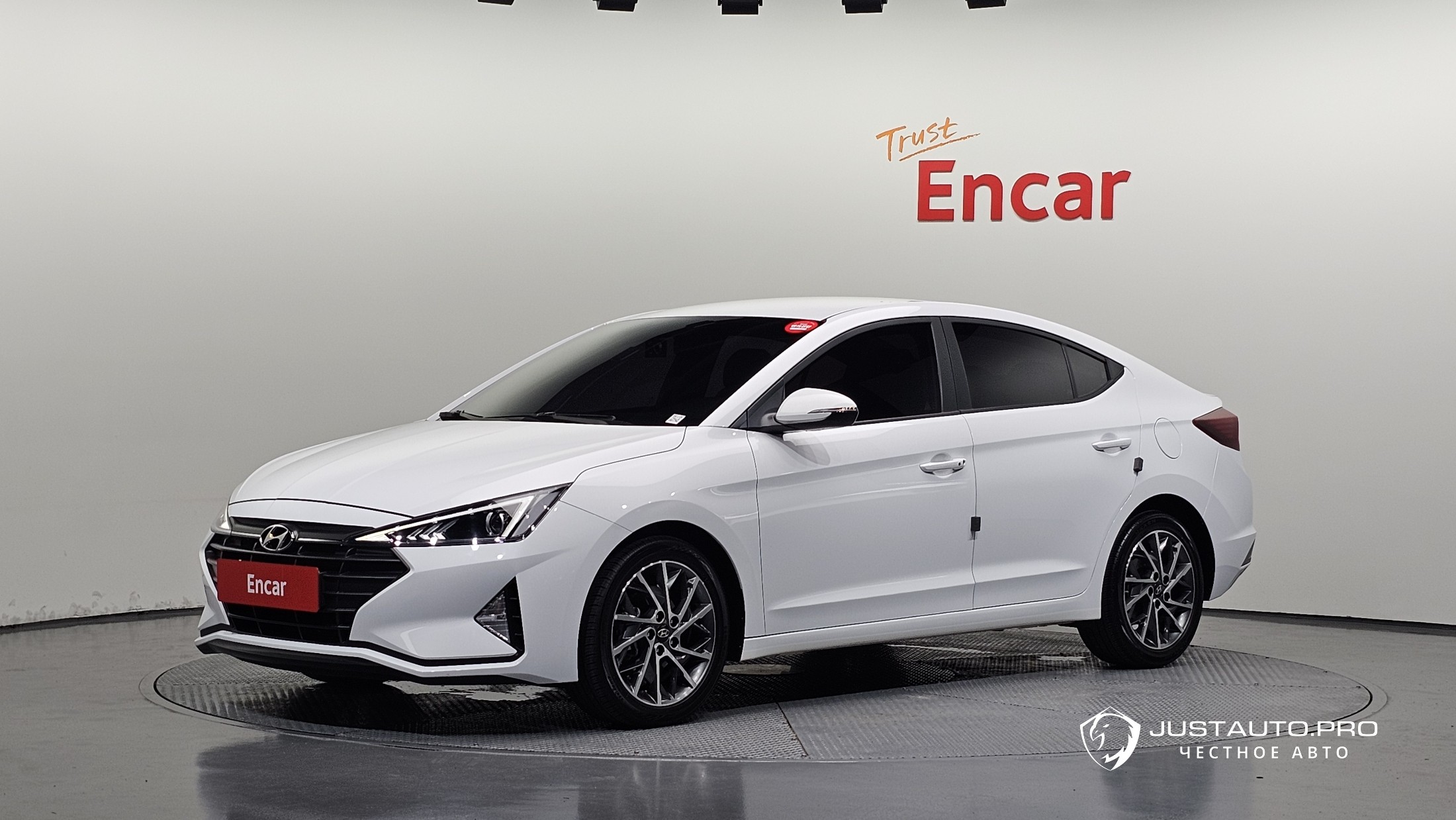 Автомобиль Hyundai AVANTE