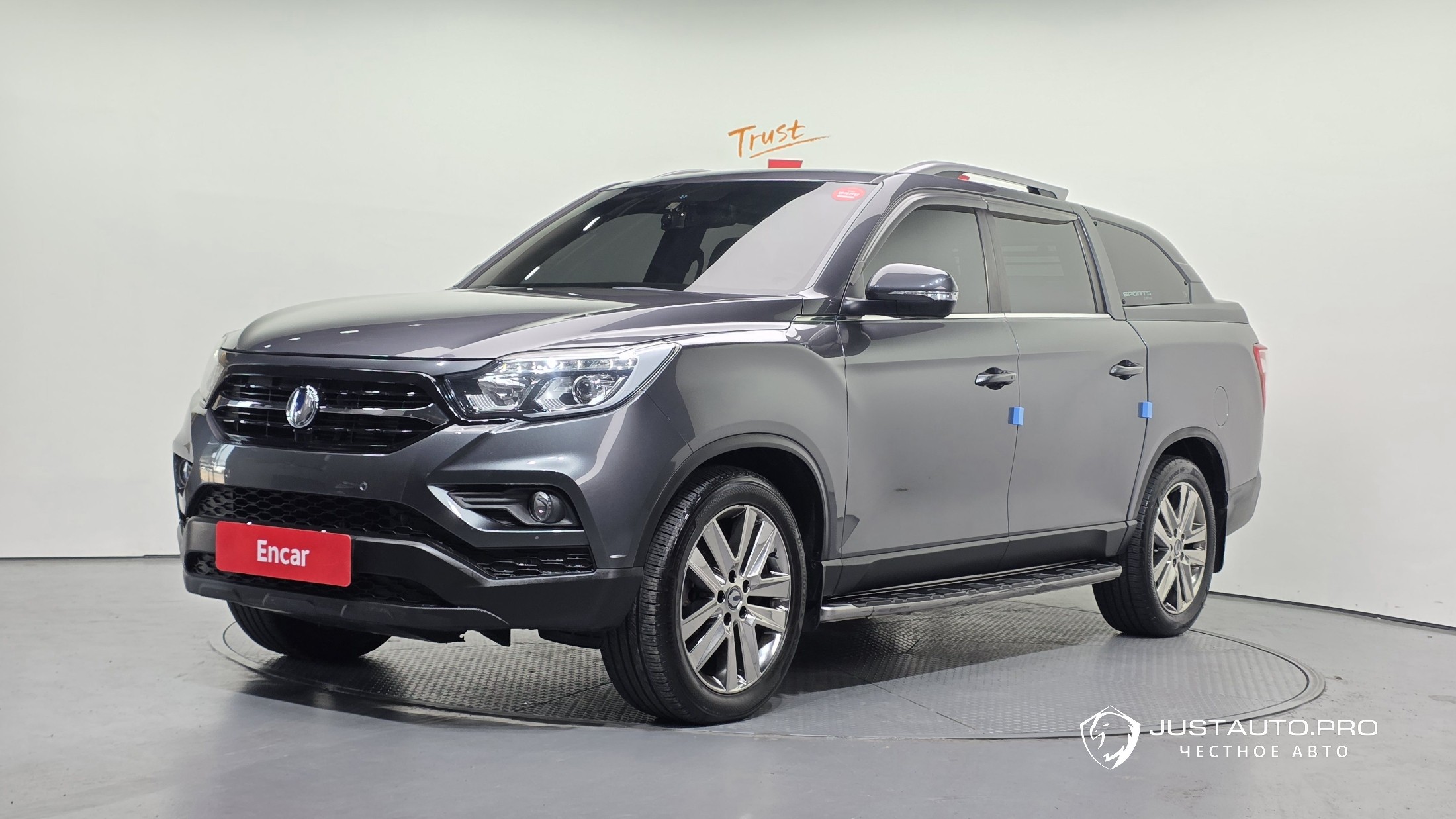 Автомобиль KG_Mobility_Ssangyong Rexton