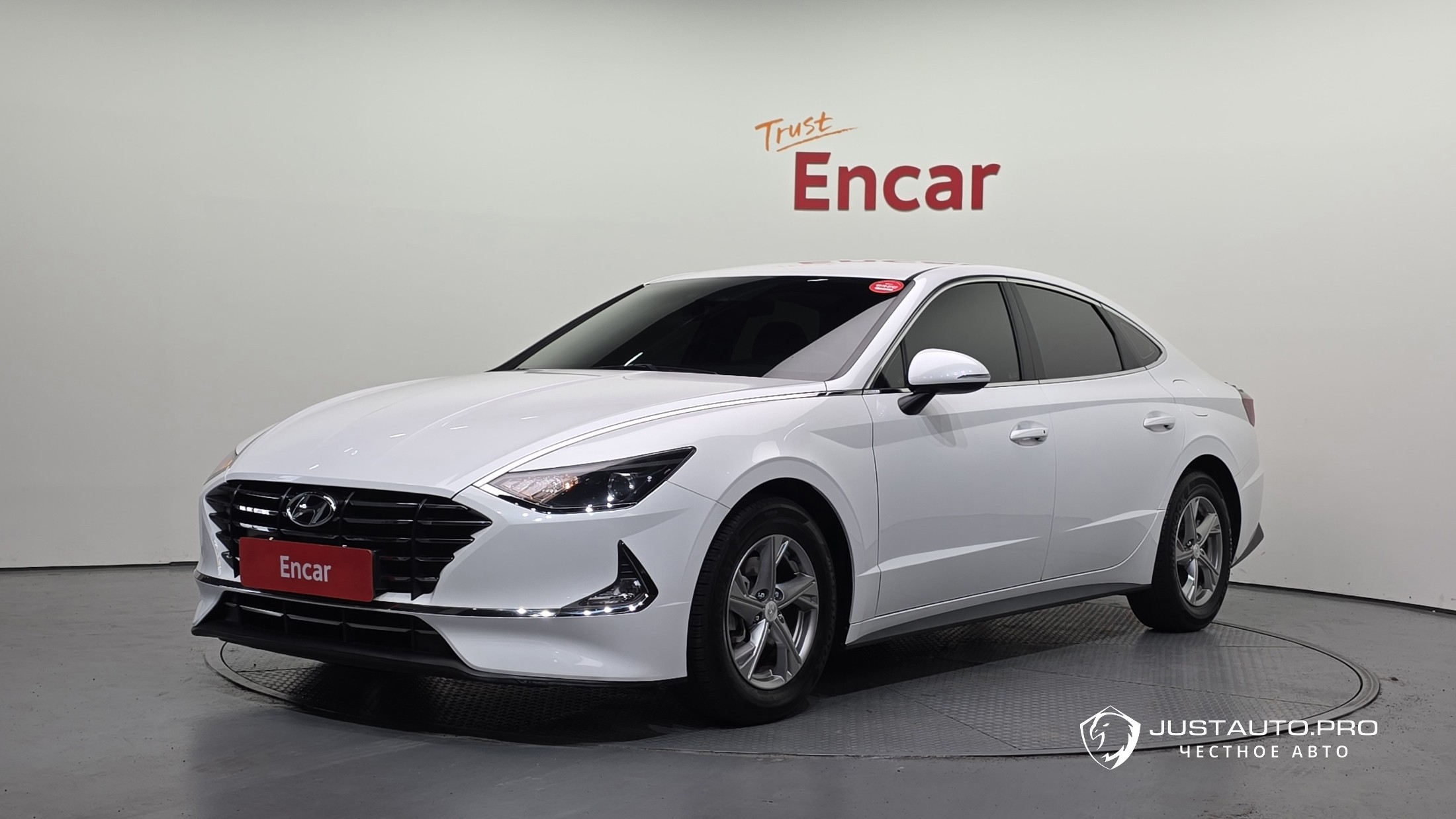 Автомобиль Hyundai Sonata