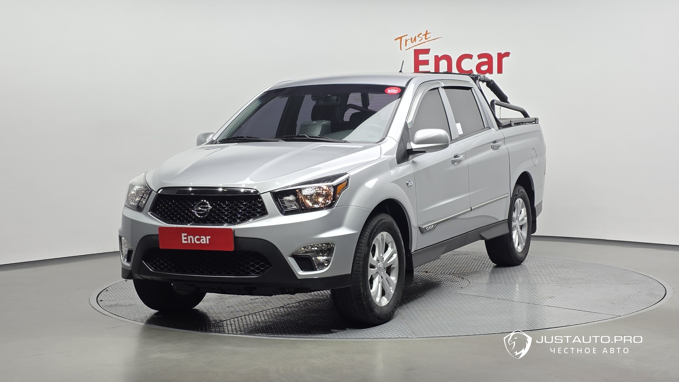 Автомобиль KG_Mobility_Ssangyong KORANDO