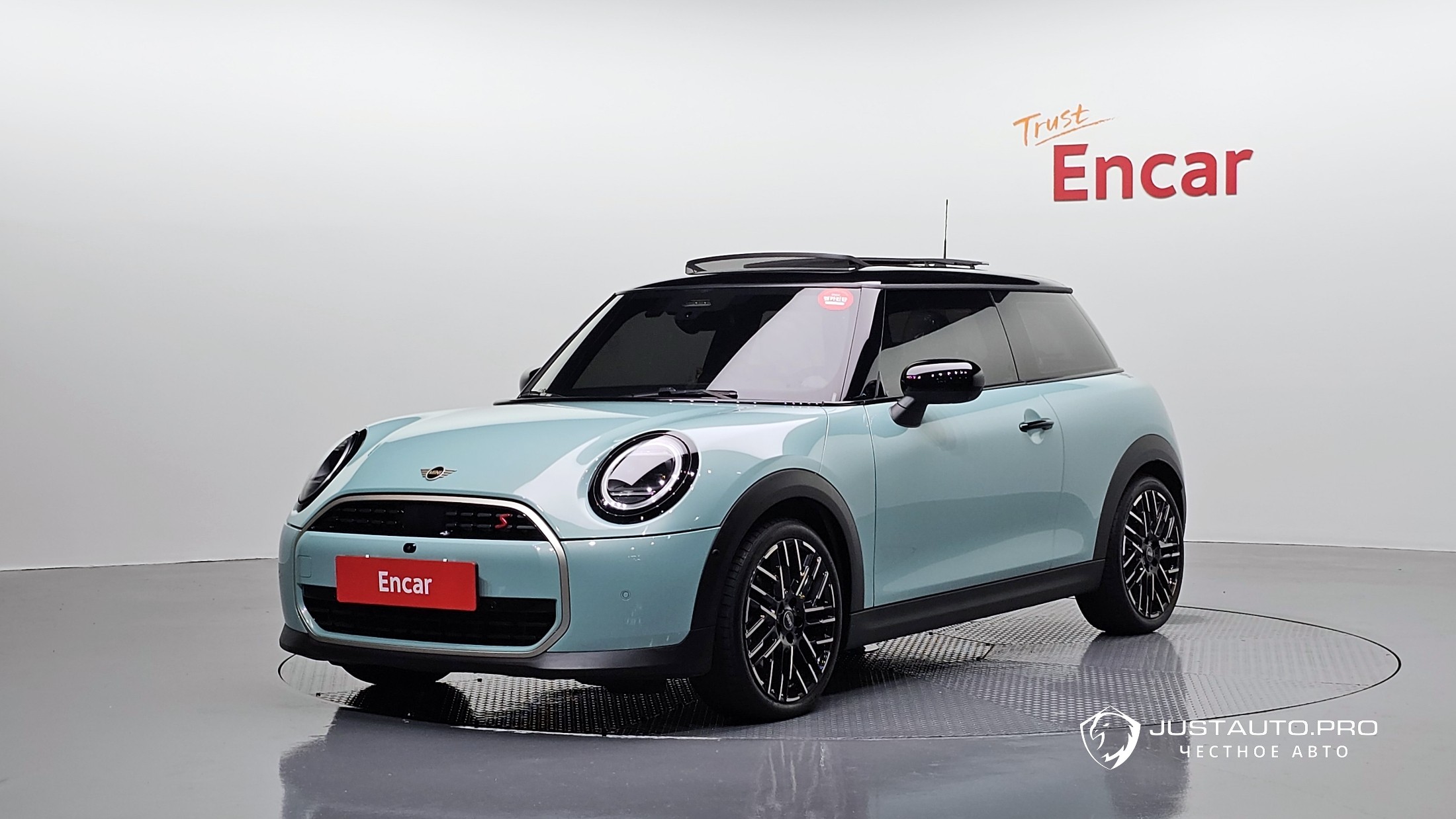 Автомобиль Mini Cooper