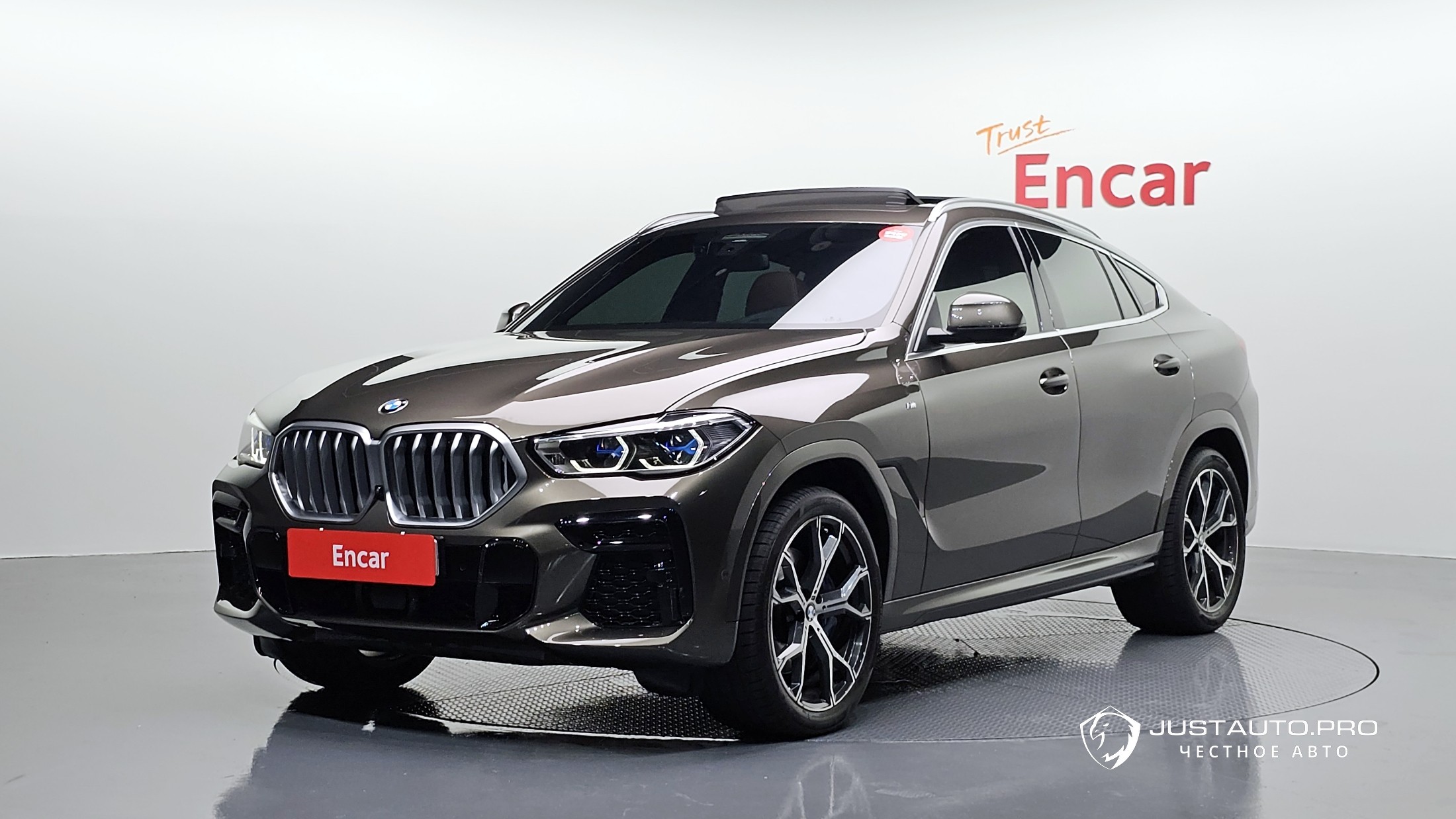 Автомобиль BMW X6