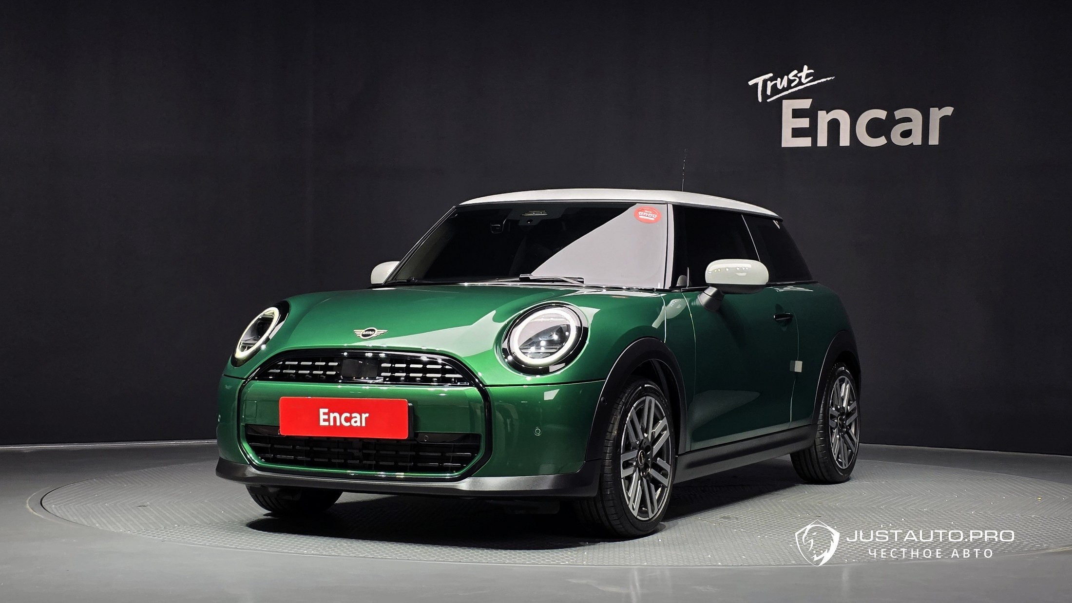 Автомобиль Mini Cooper