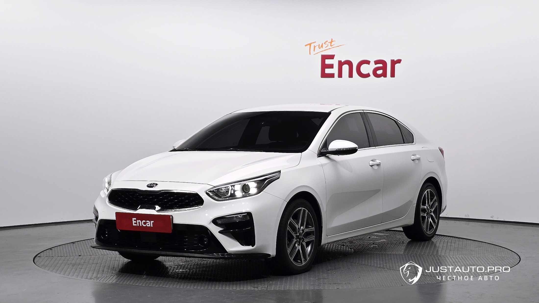 Автомобиль Kia K3