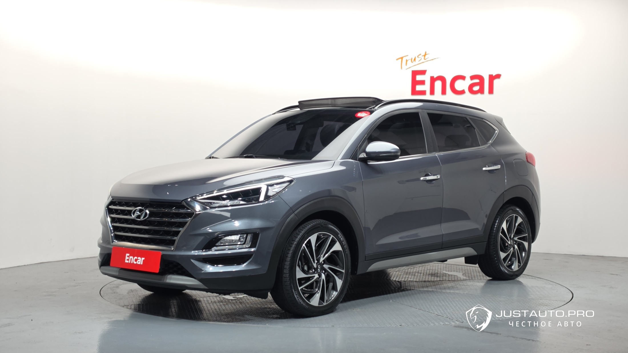 Автомобиль Hyundai Tucson