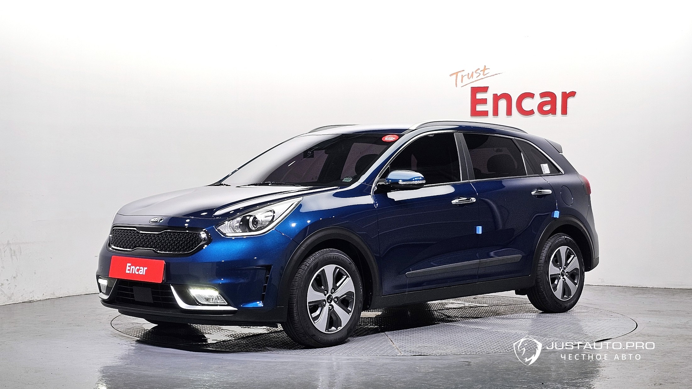 Автомобиль Kia Niro