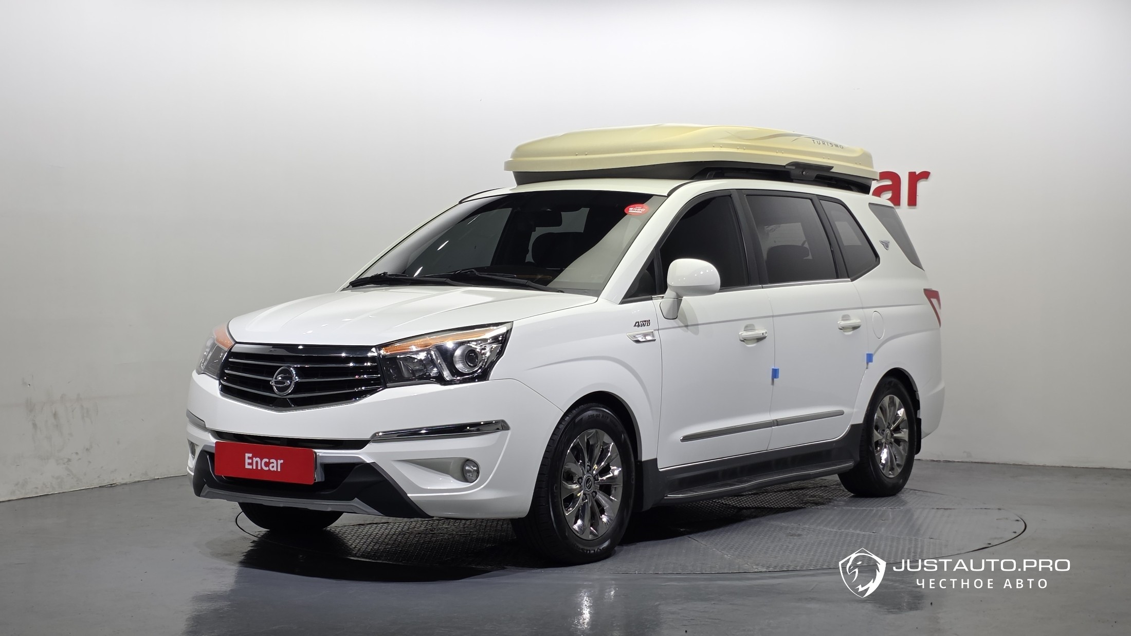 Автомобиль KG_Mobility_Ssangyong KORANDO