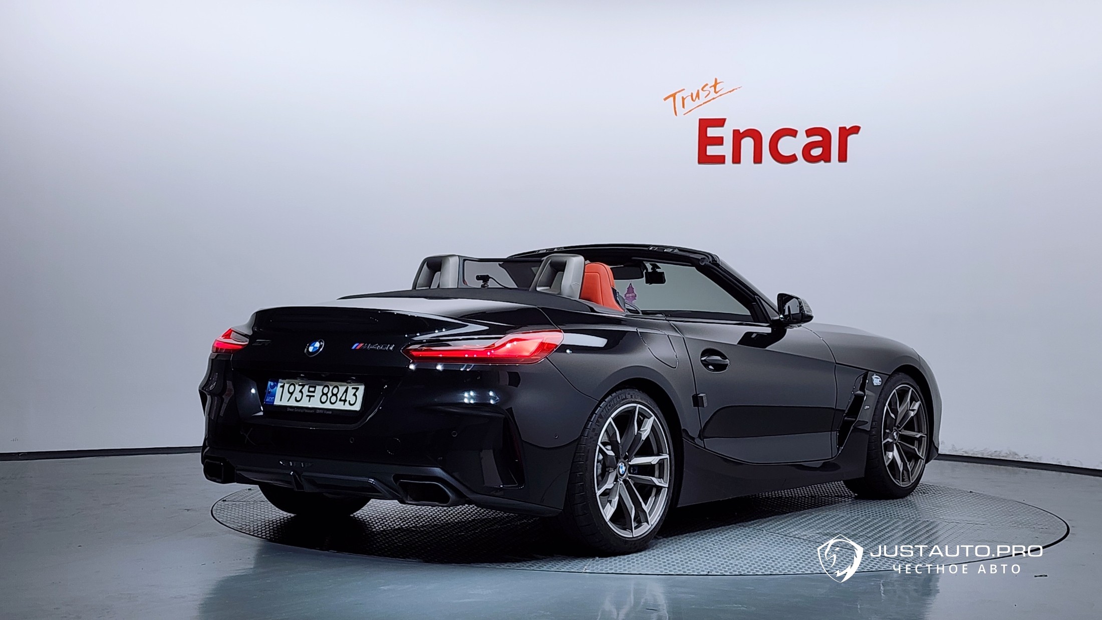 Автомобиль BMW Z4