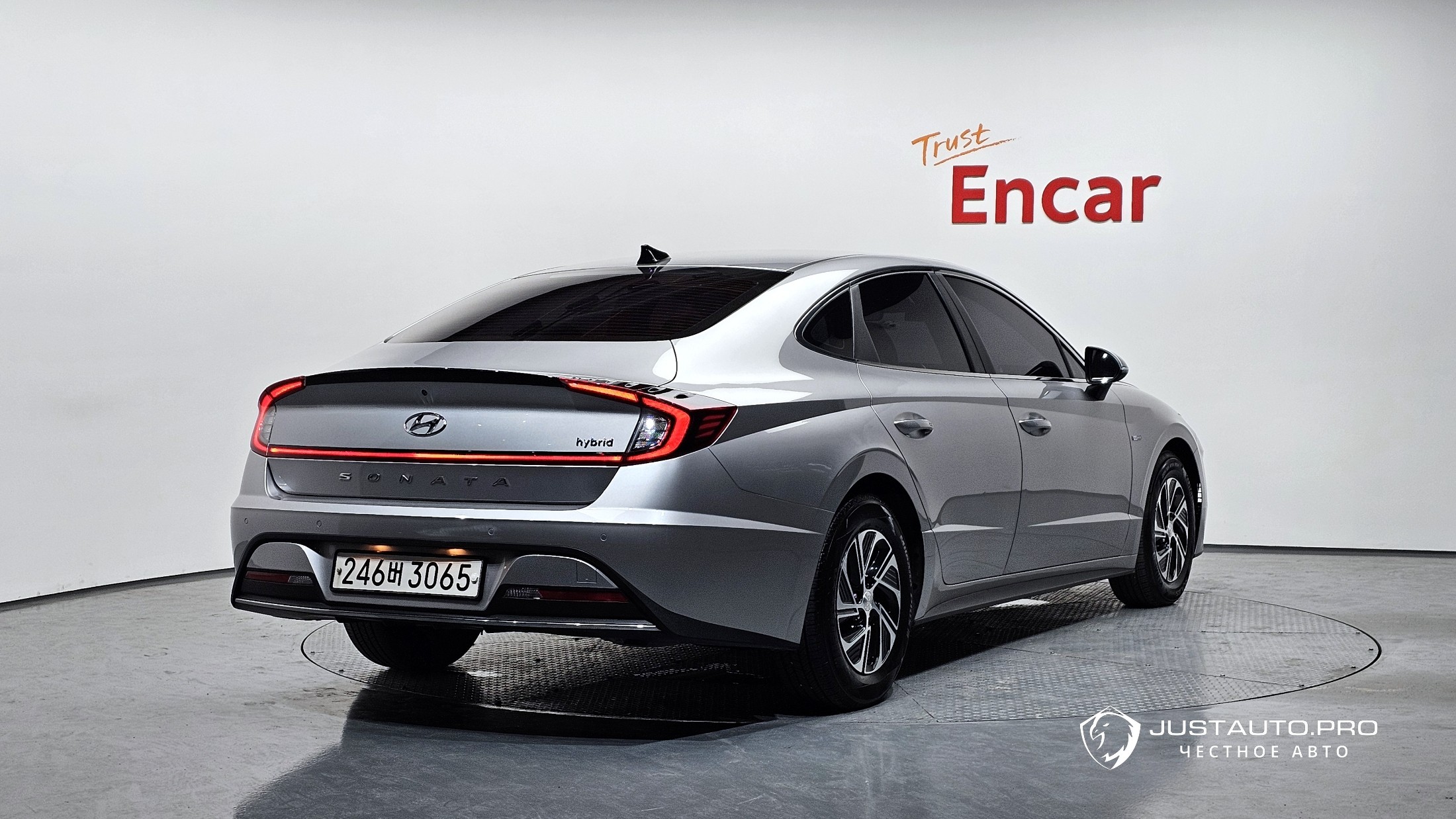 Автомобиль Hyundai Sonata