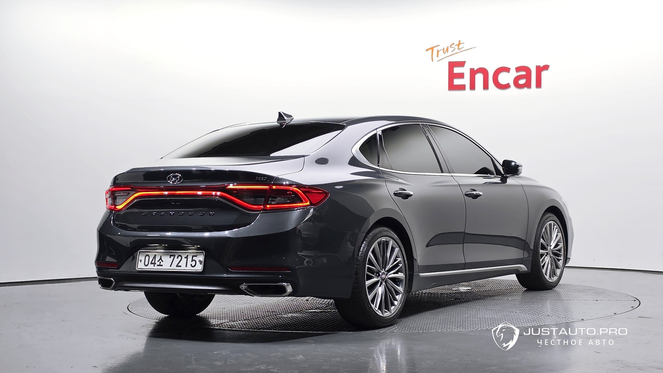 Автомобиль Hyundai Grandeur