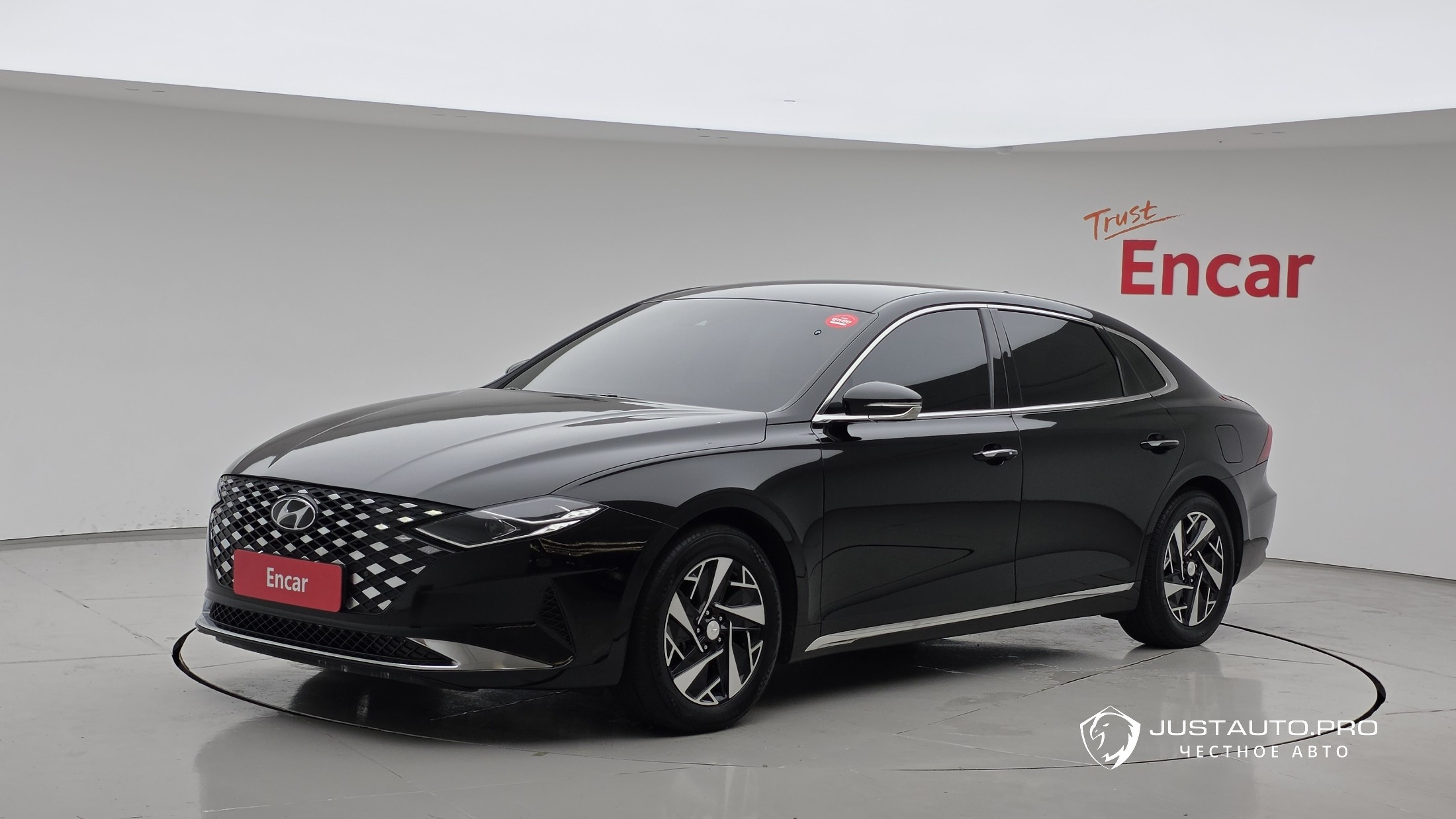 Автомобиль Hyundai Grandeur