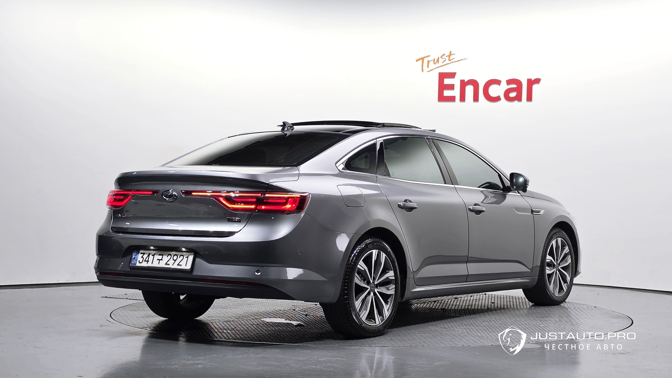 Автомобиль Renault-KoreaSamsung SM6