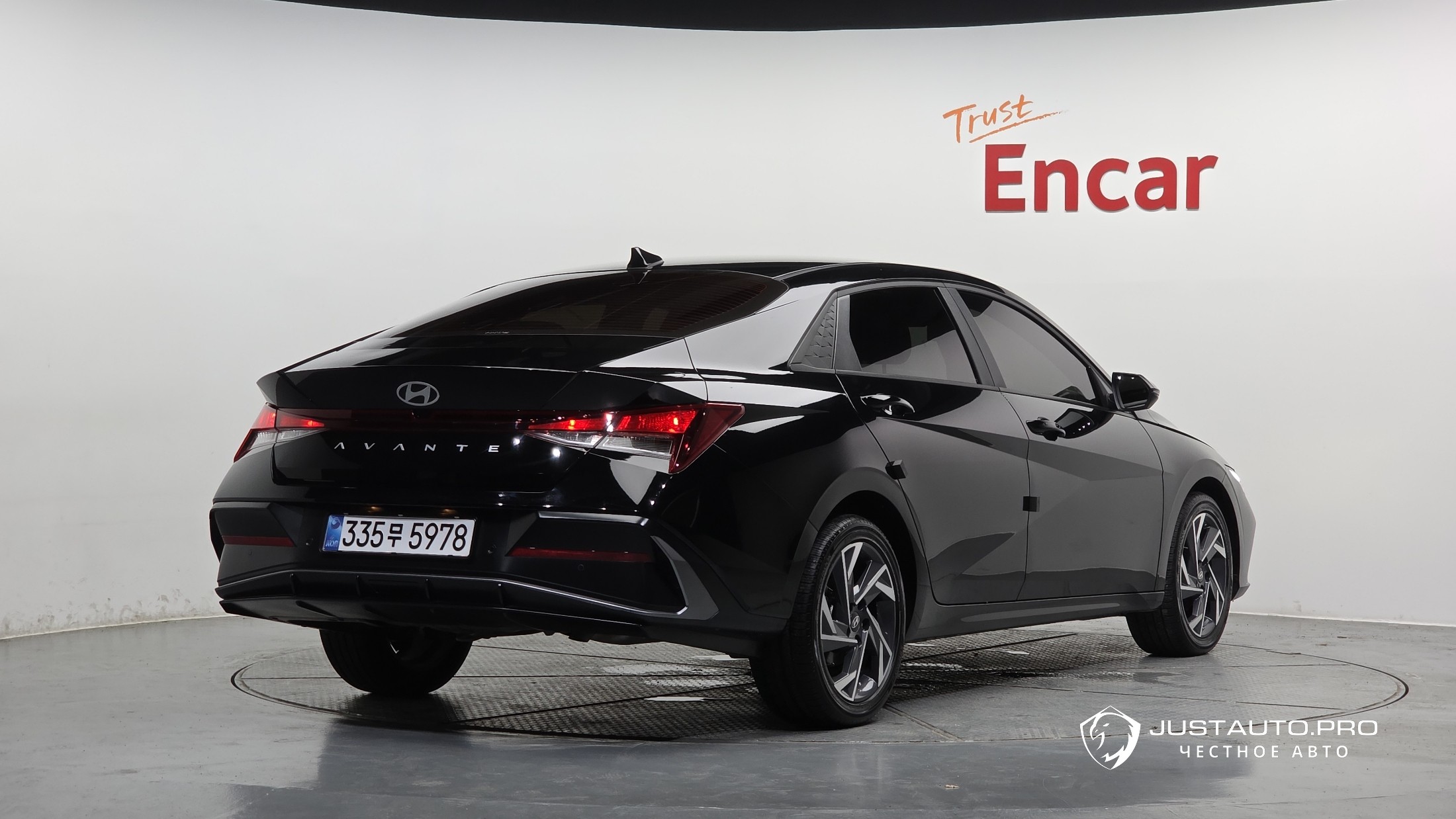Автомобиль Hyundai AVANTE