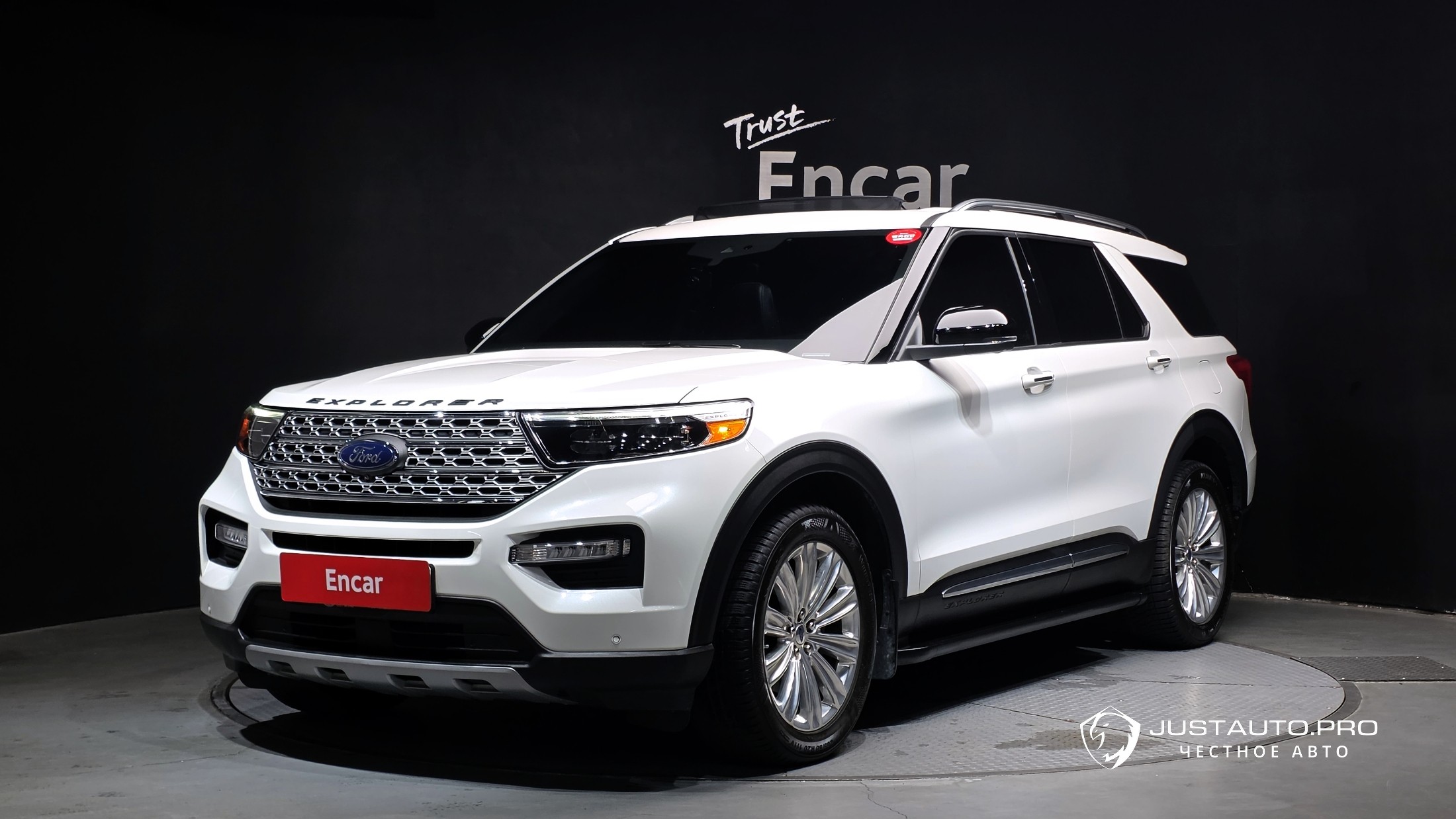 Автомобиль Ford Explorer