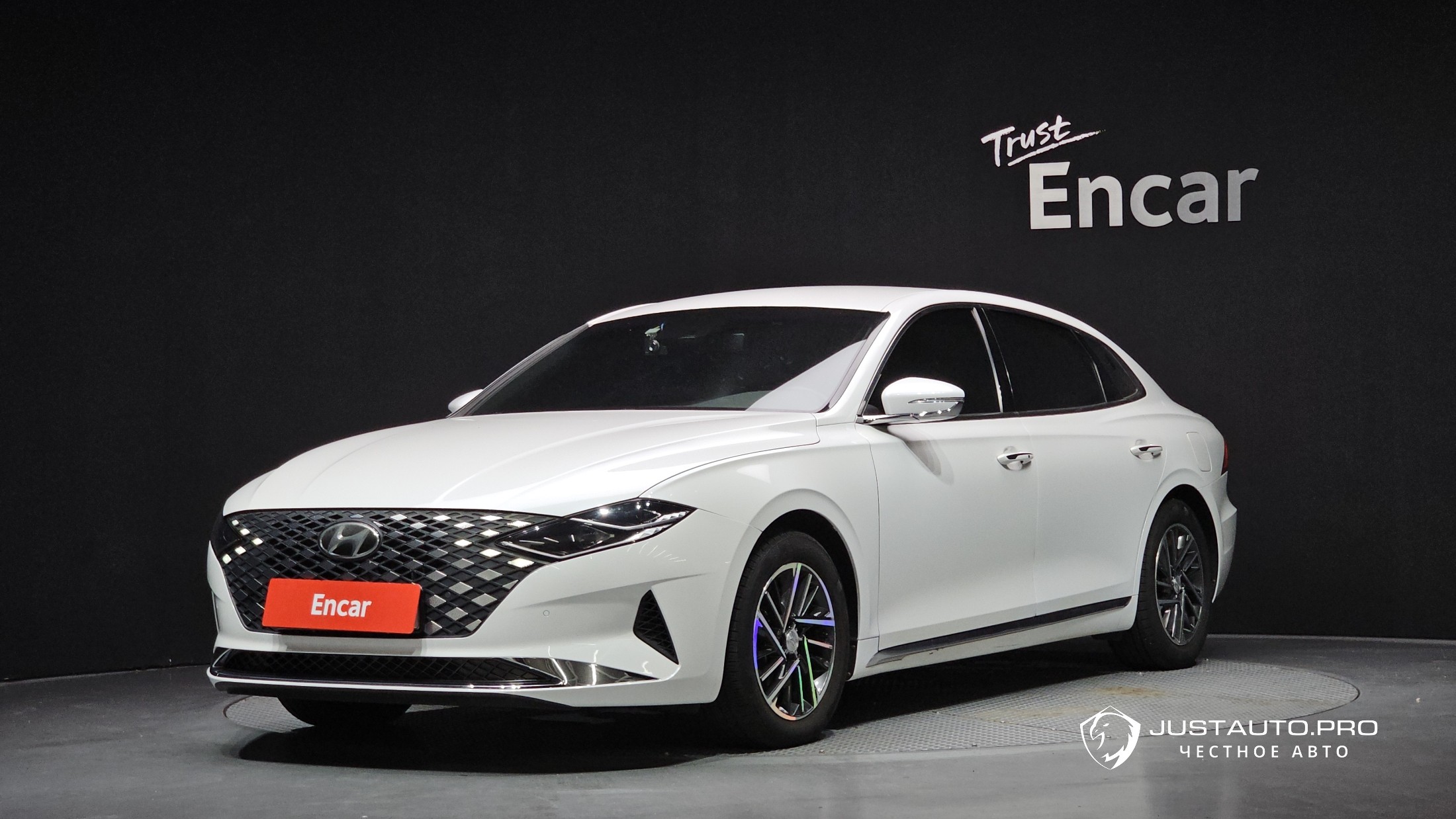 Автомобиль Hyundai Grandeur