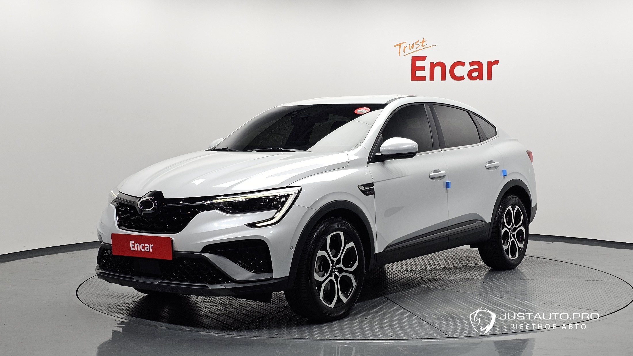 Автомобиль Renault-KoreaSamsung XM3