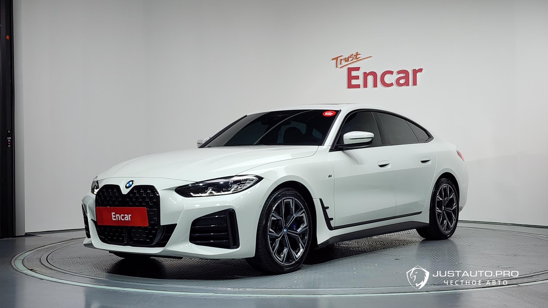 Автомобиль BMW 4-Series