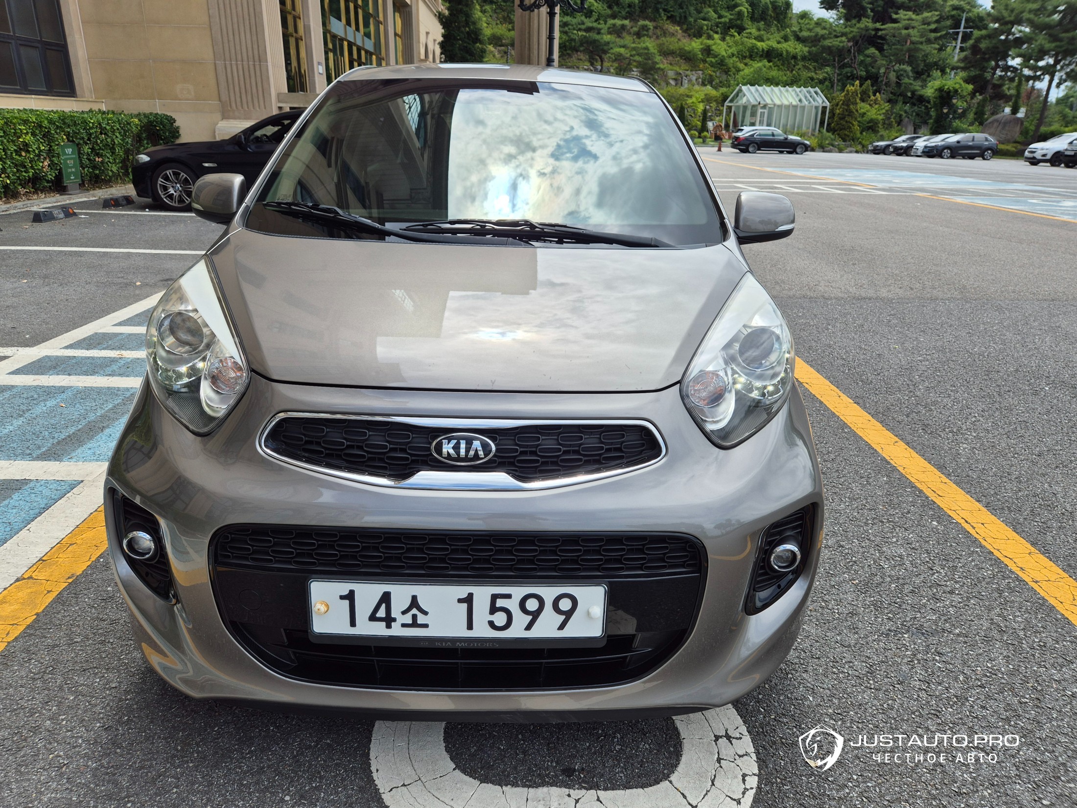 Автомобиль Kia morning