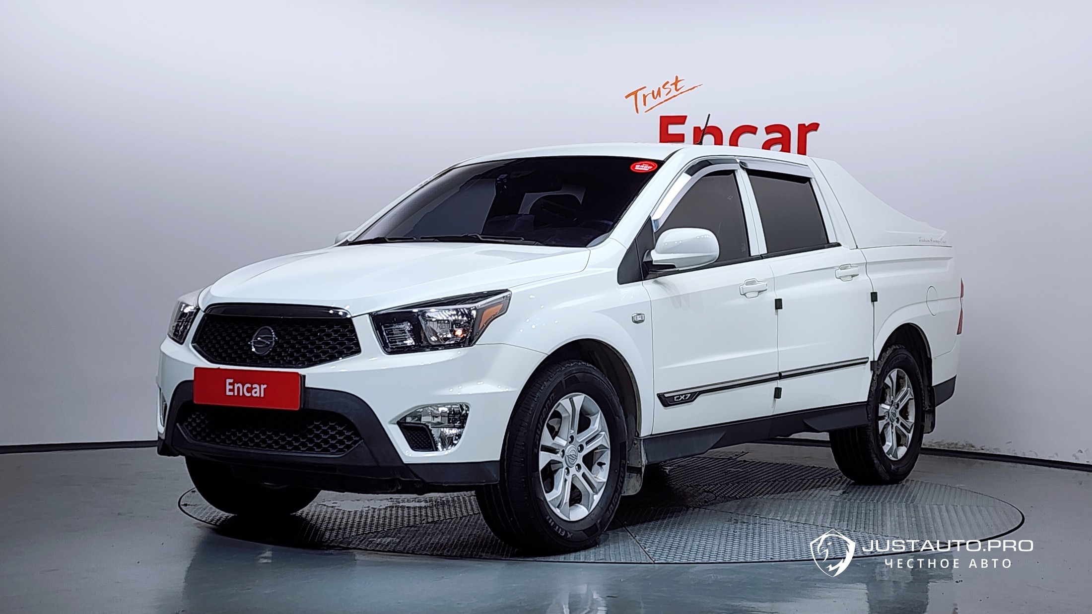 Автомобиль KG_Mobility_Ssangyong KORANDO