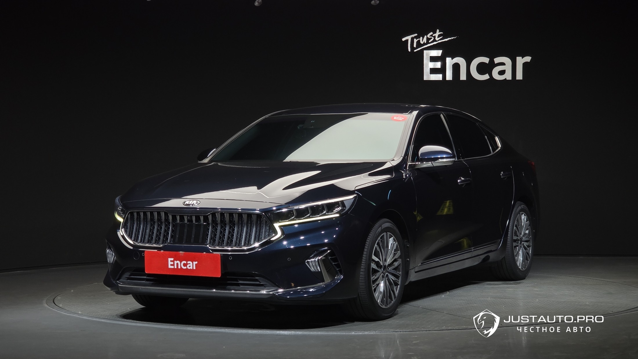Автомобиль Kia K7
