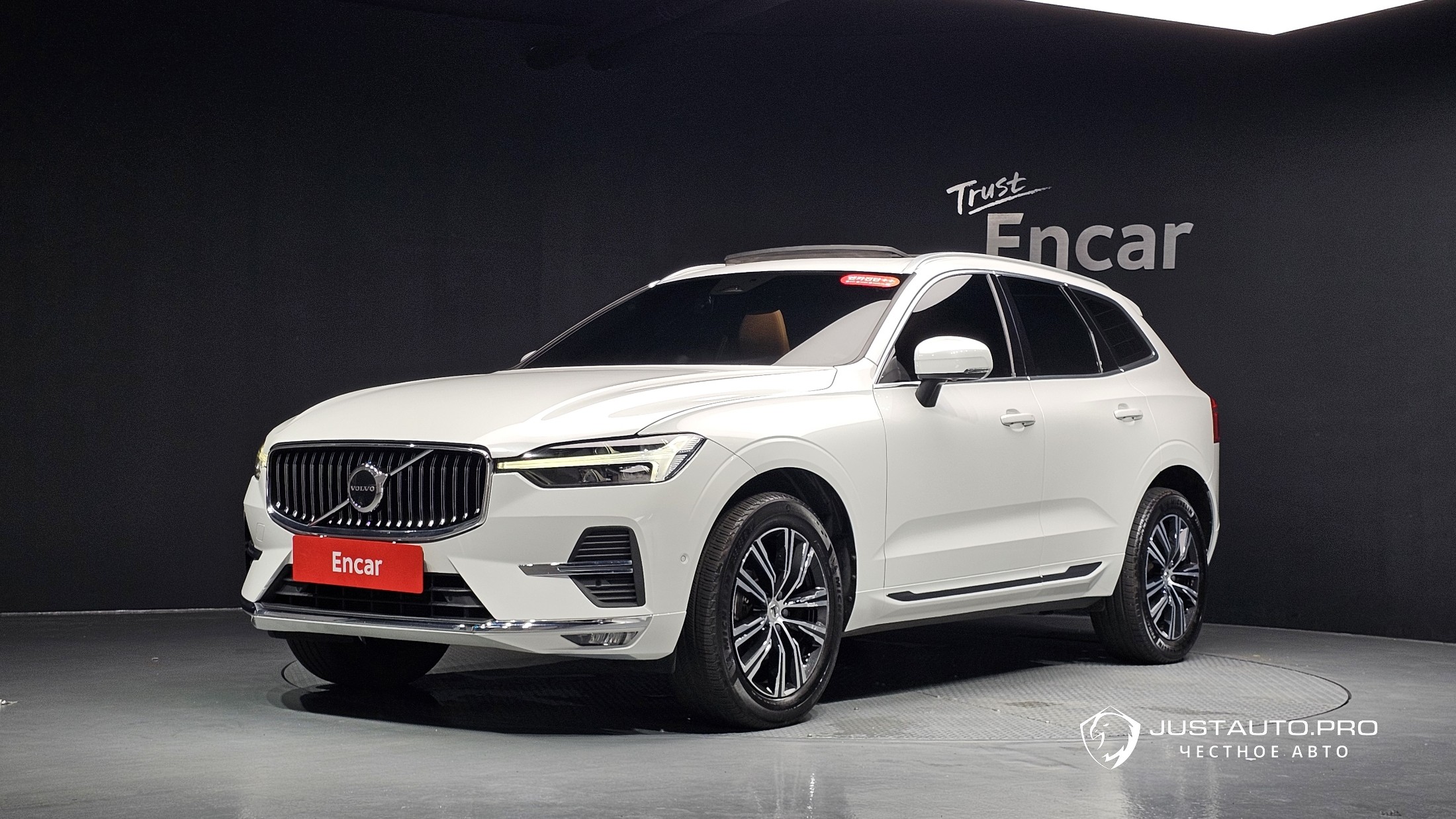 Автомобиль Volvo XC60