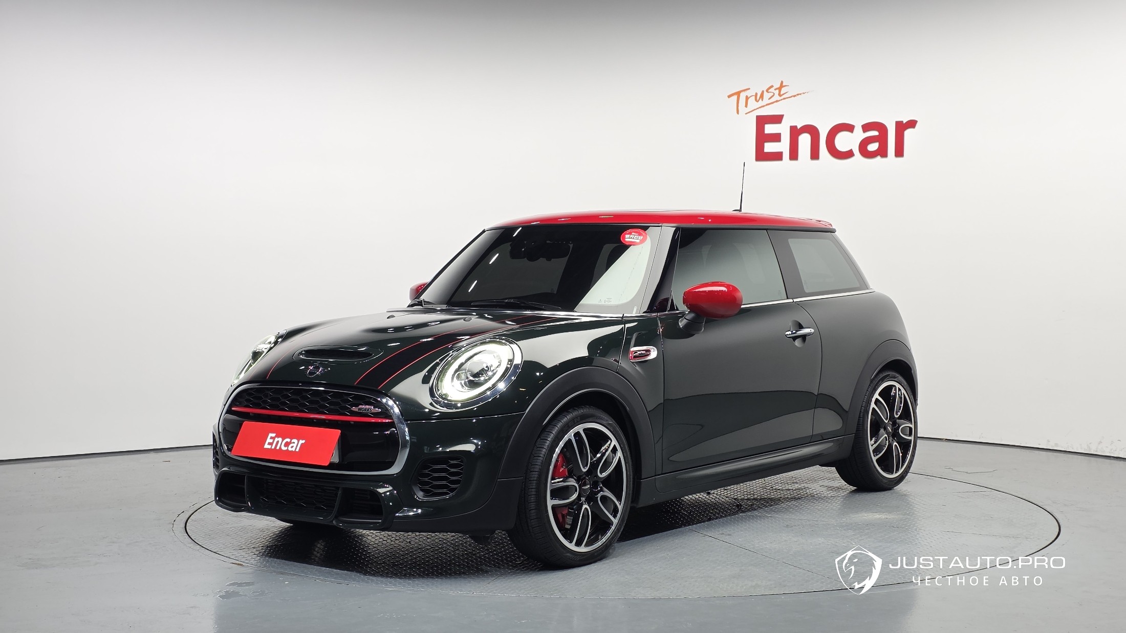 Автомобиль Mini Cooper