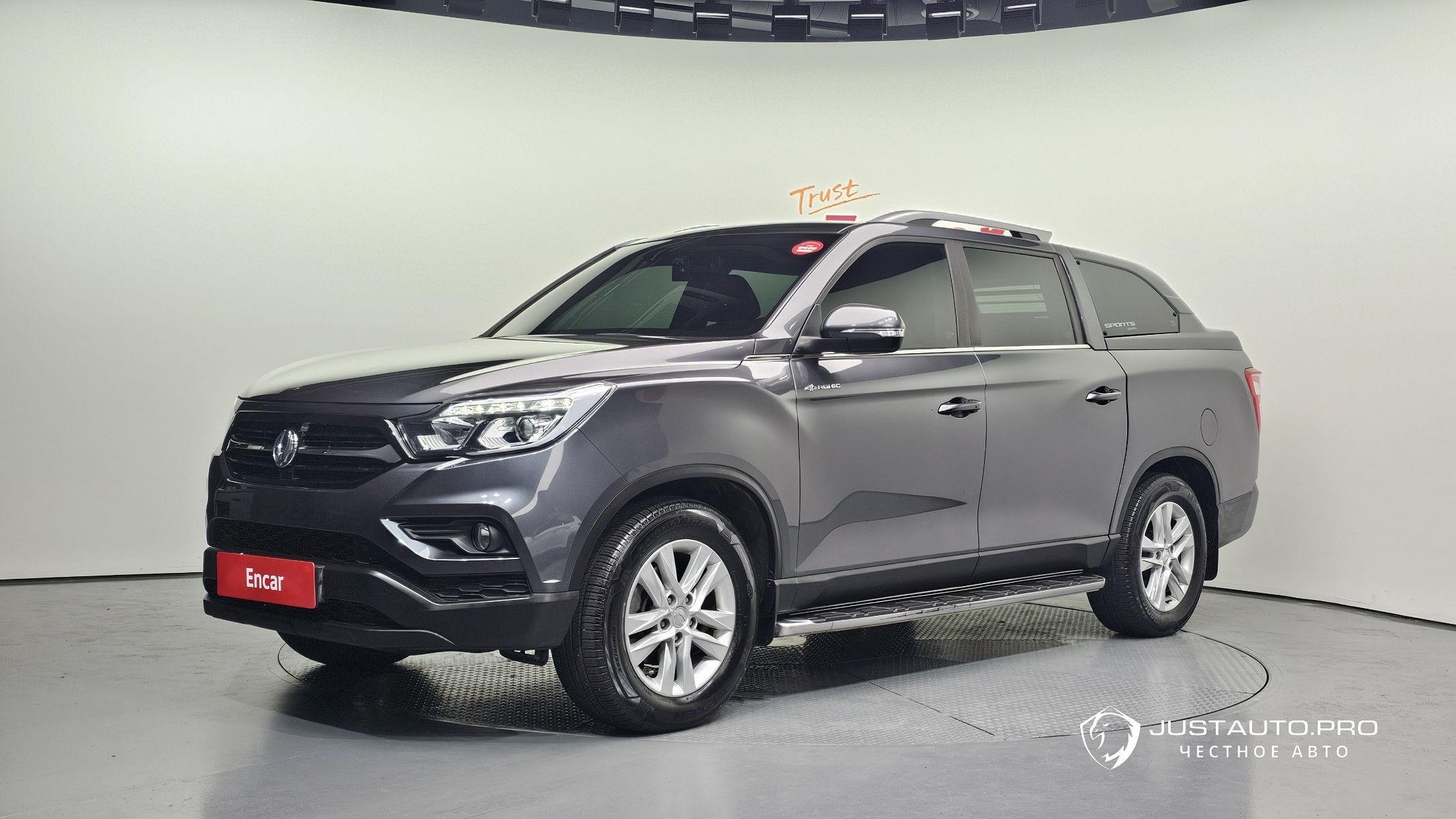 Автомобиль KG_Mobility_Ssangyong Rexton