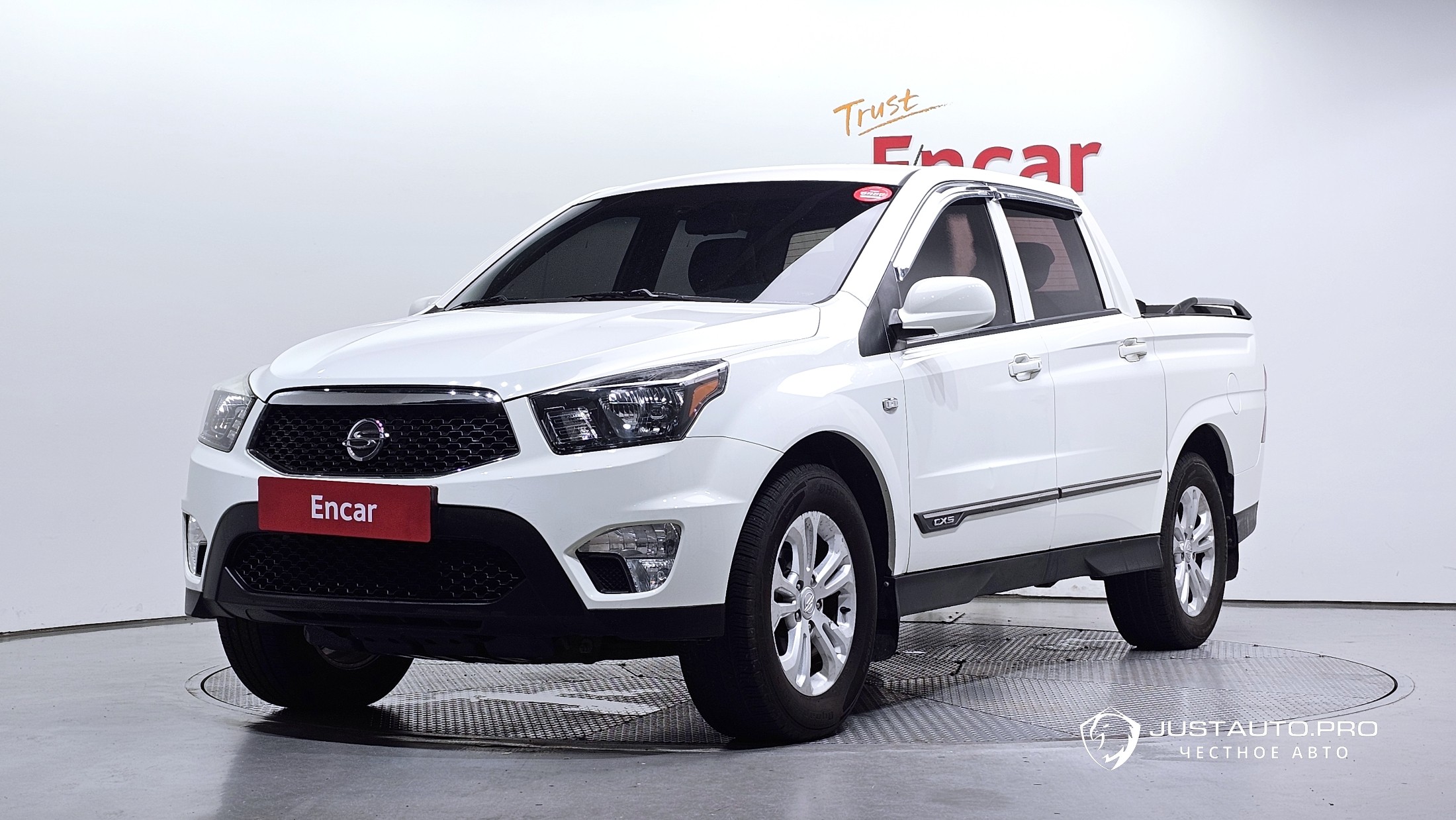Автомобиль KG_Mobility_Ssangyong KORANDO