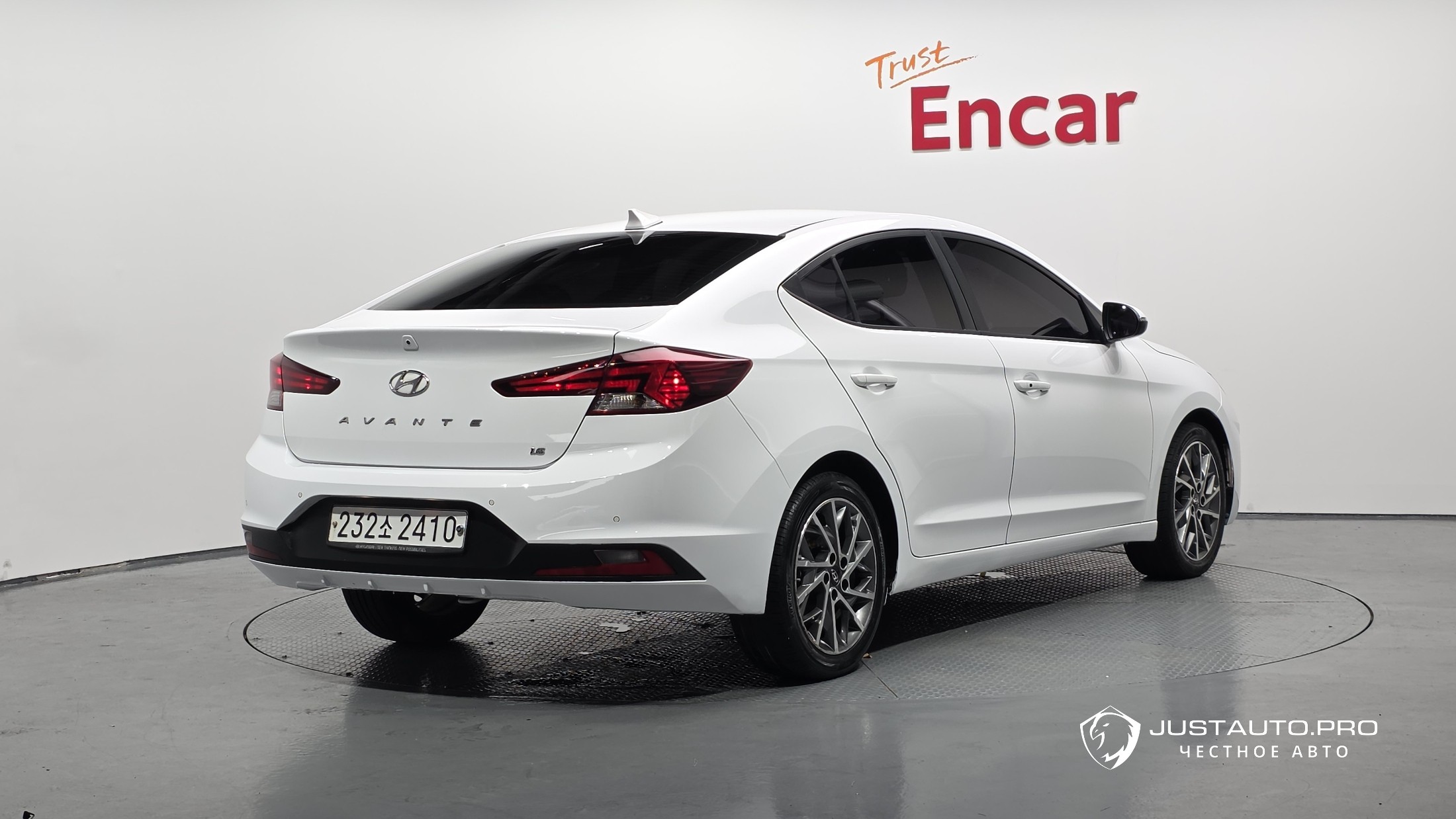 Автомобиль Hyundai AVANTE